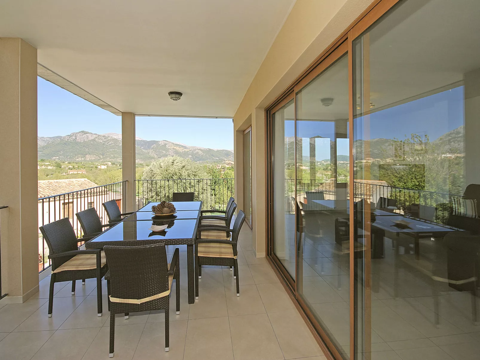 Blanquerna - Outside