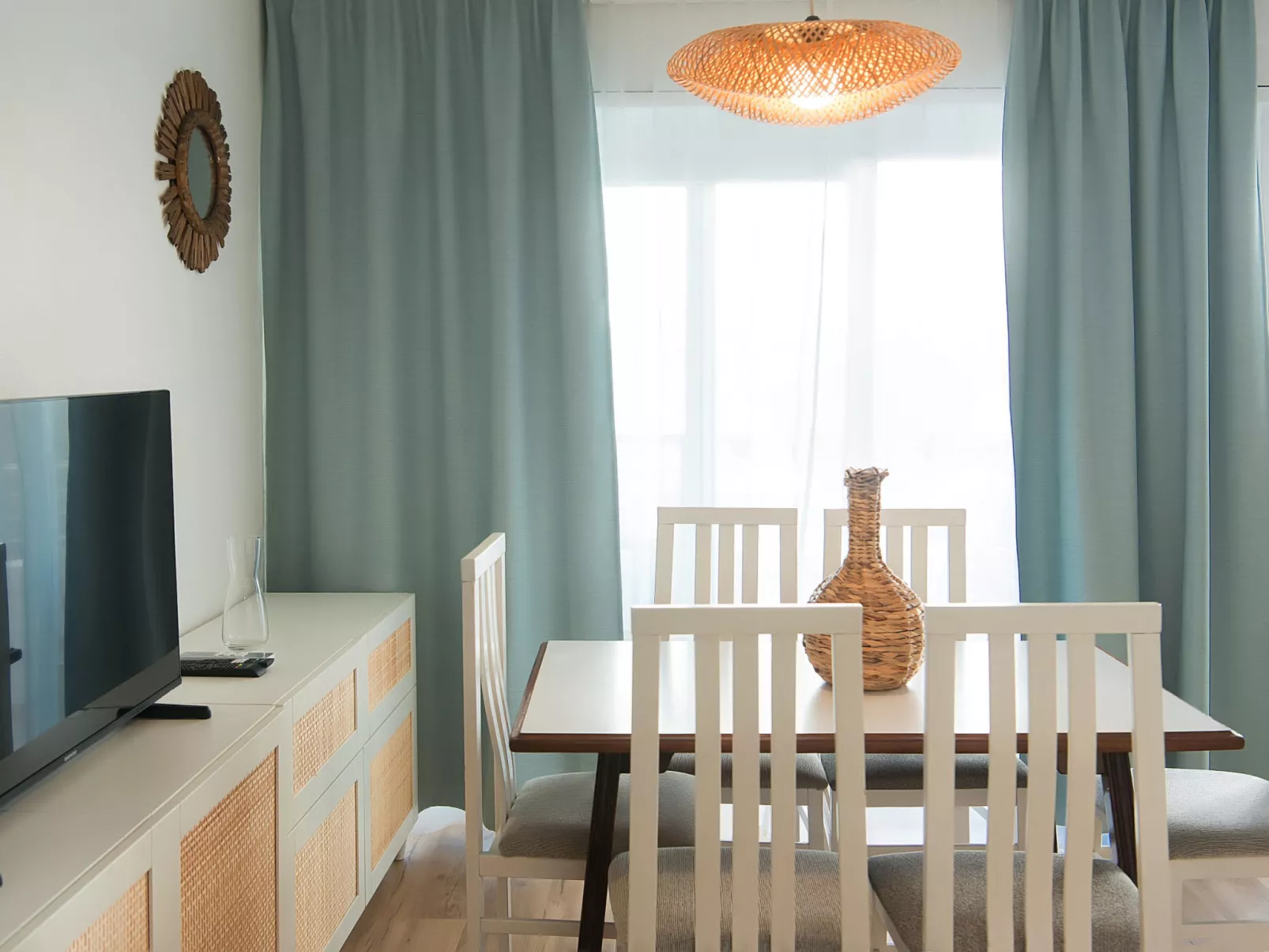 WELCS APARTAMENTO 224 EMP con TERRAZA - Drinnen