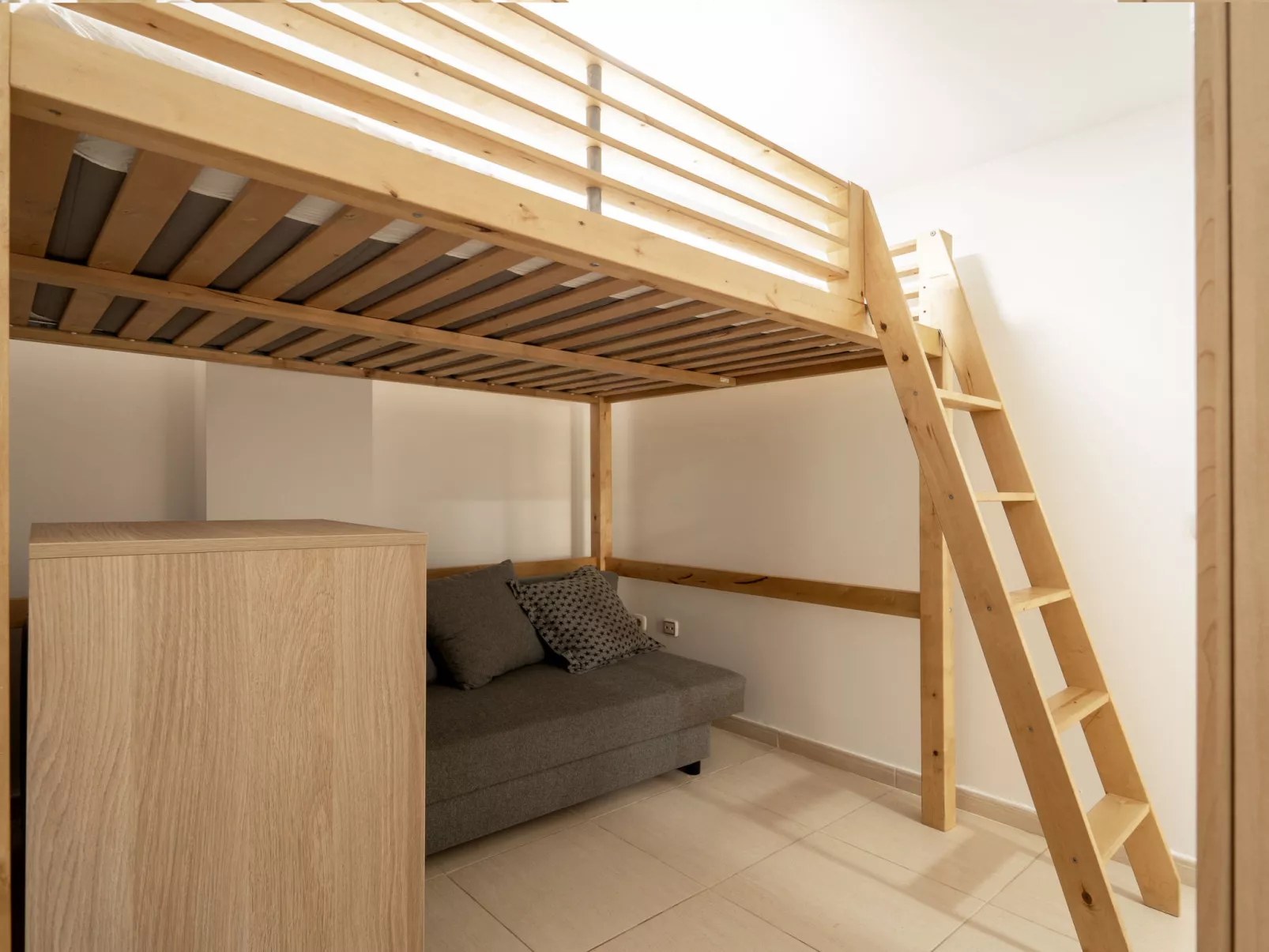 WELCS APARTAMENTO 133 EMP con piscina comunitaria - Inside