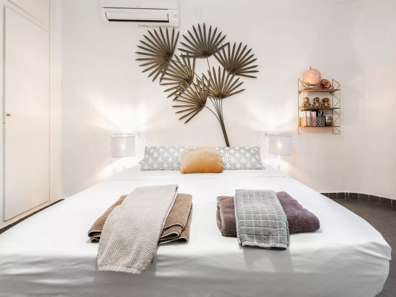 WELCS VILLA 022 EMP La Morgana con piscina priva - Inside