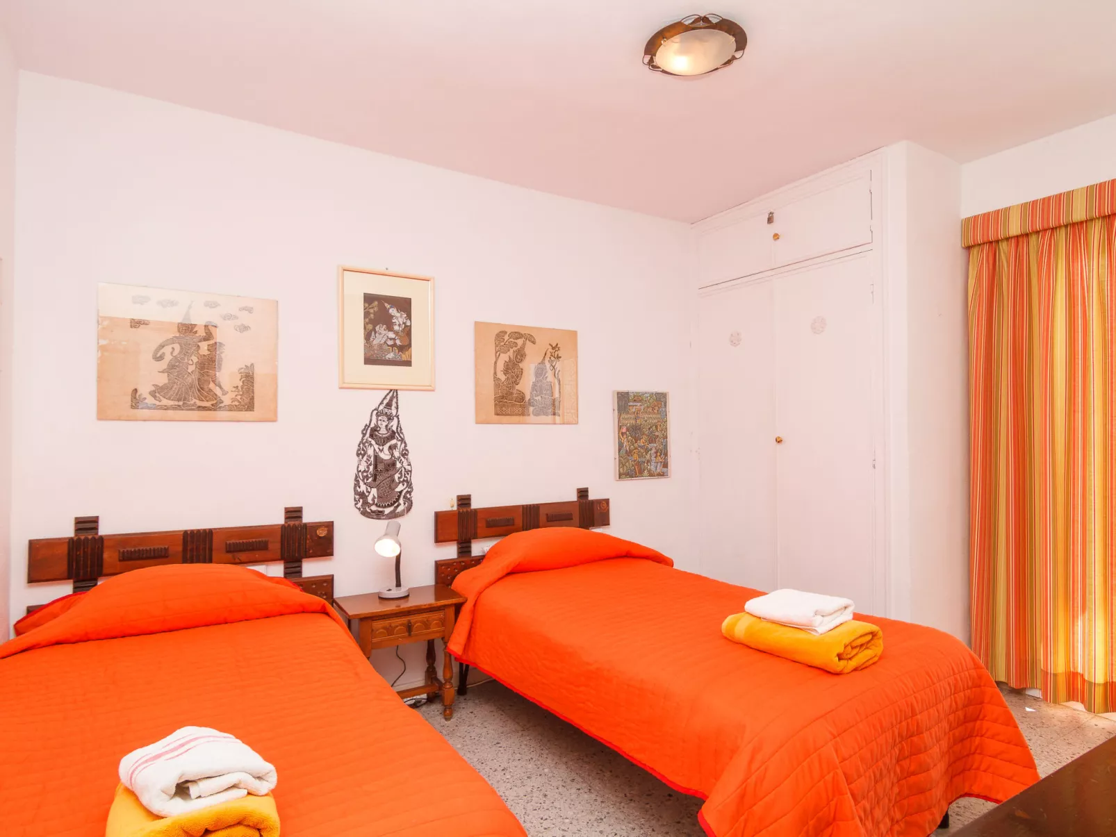 Bahia 57 Apartments by Casasol - Drinnen