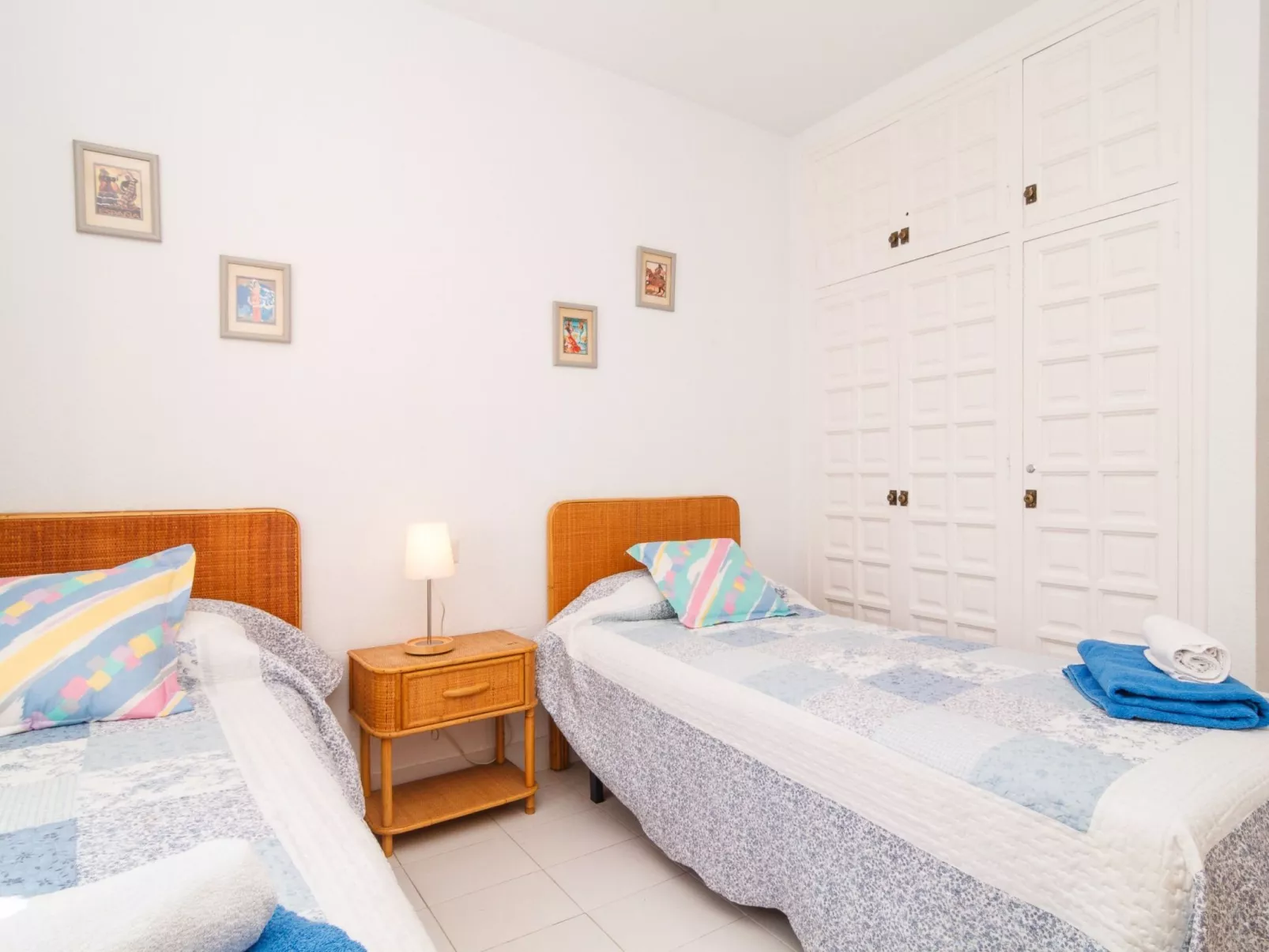 Los Pinos 23 Villas by Casasol - Inside