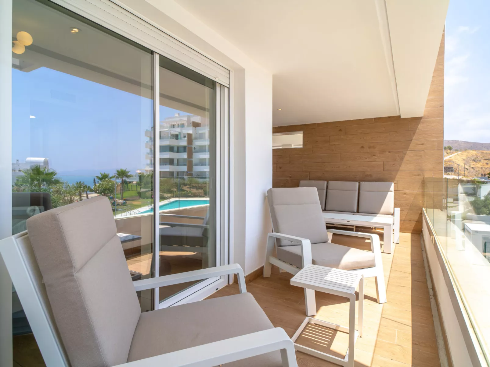 Luxury Premium Isea 1122 by Casasol - Drinnen