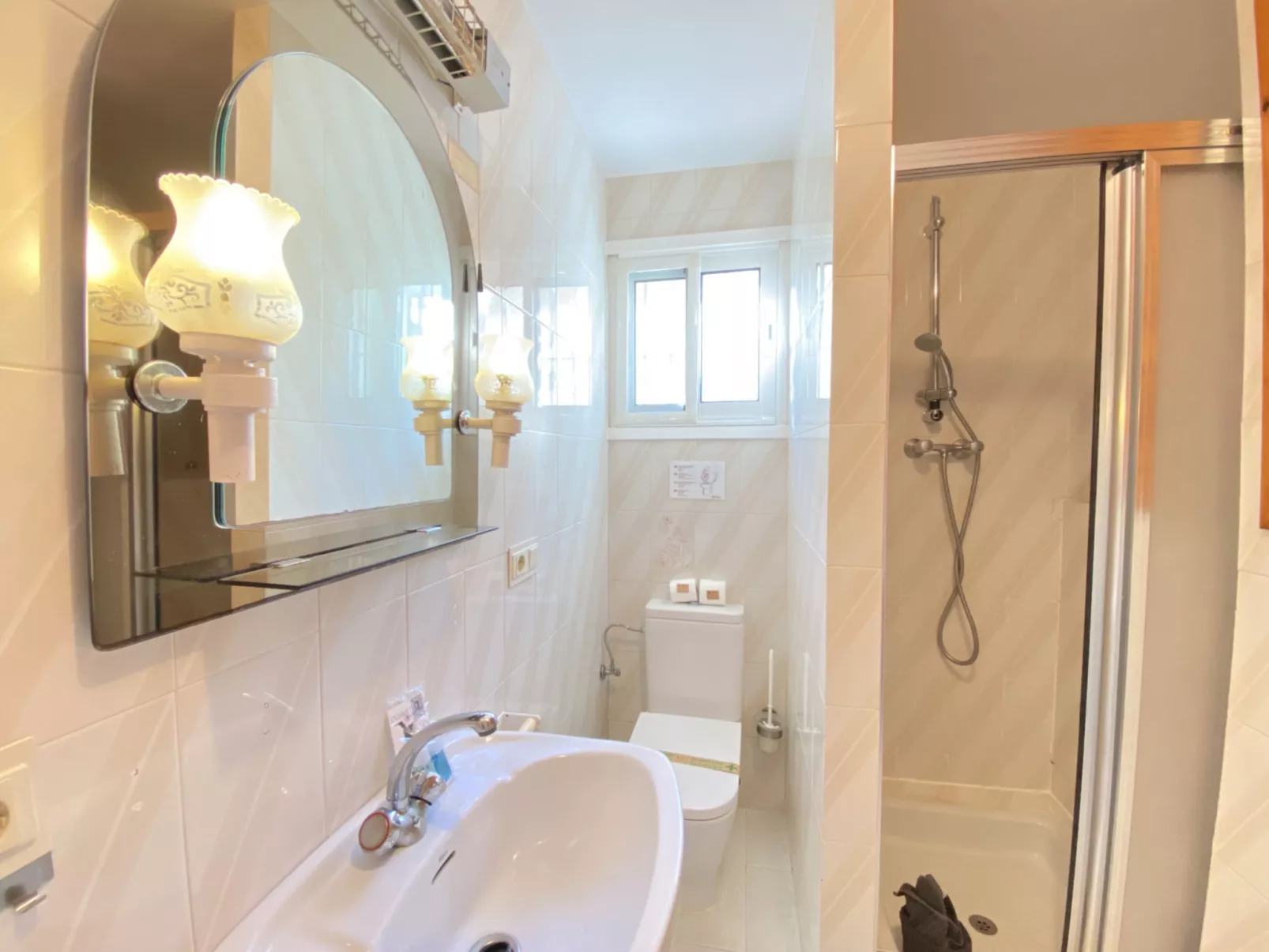 Villa Sandra Al Fresco Apartment by Casasol - Drinnen