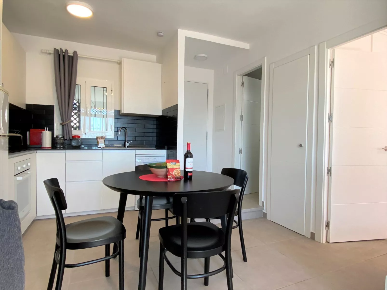 Verano Azul 67 Seaview by Casasol - Dedans