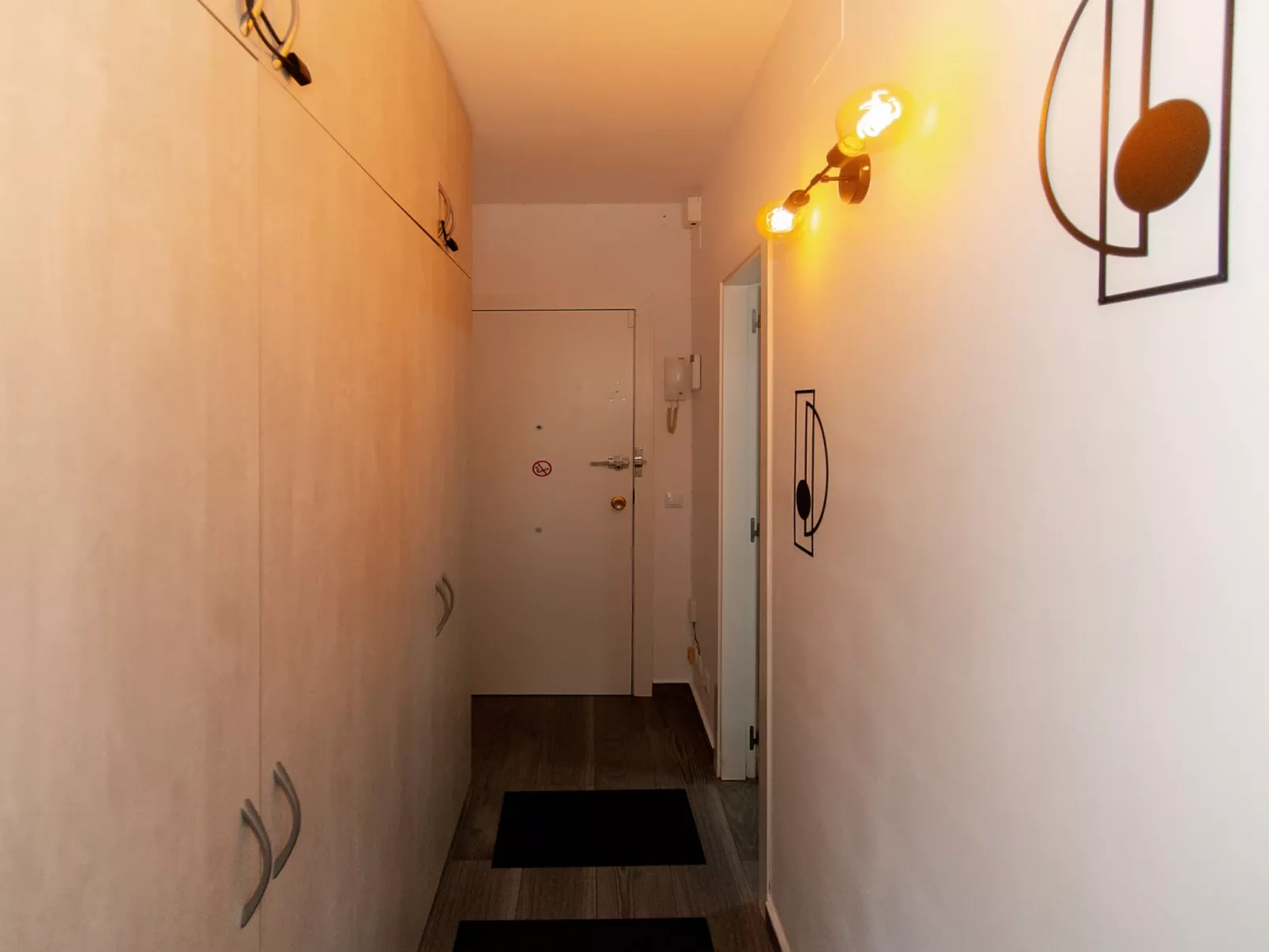 WELCS ESTUDIO 262 EMP en el centro - Inside