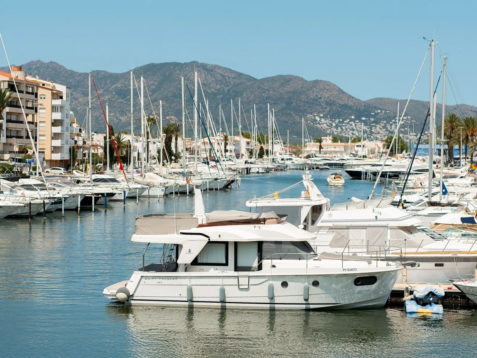 WELCS APARTAMENTO 263 EMP con vistas al canal - Draußen