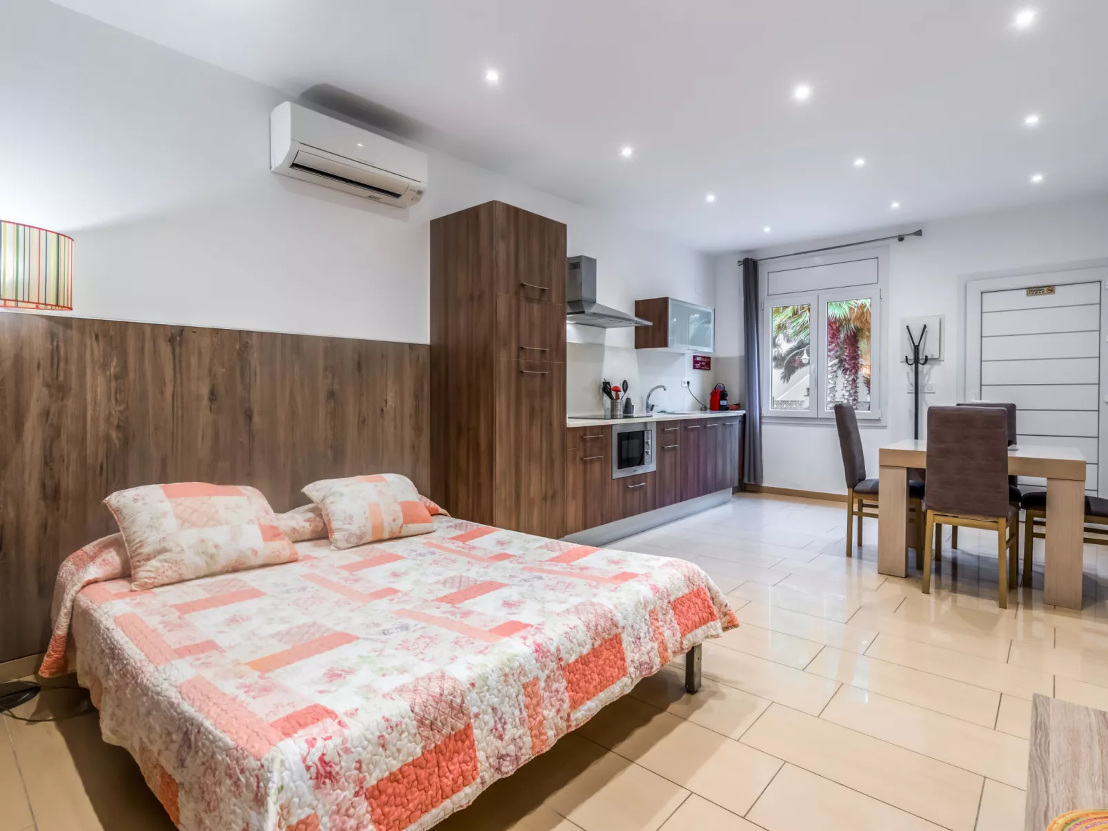 La Vida Sin Limites I EMP - Inside