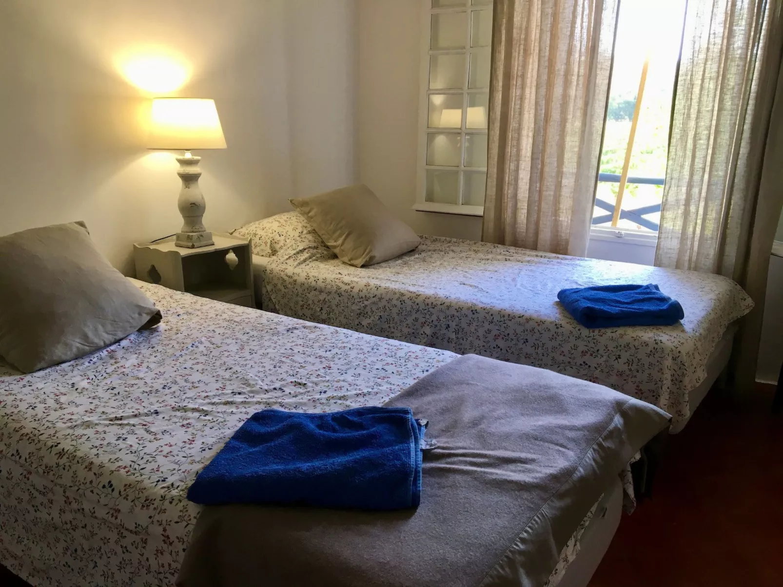 LES 2 PALMIERS - Drinnen