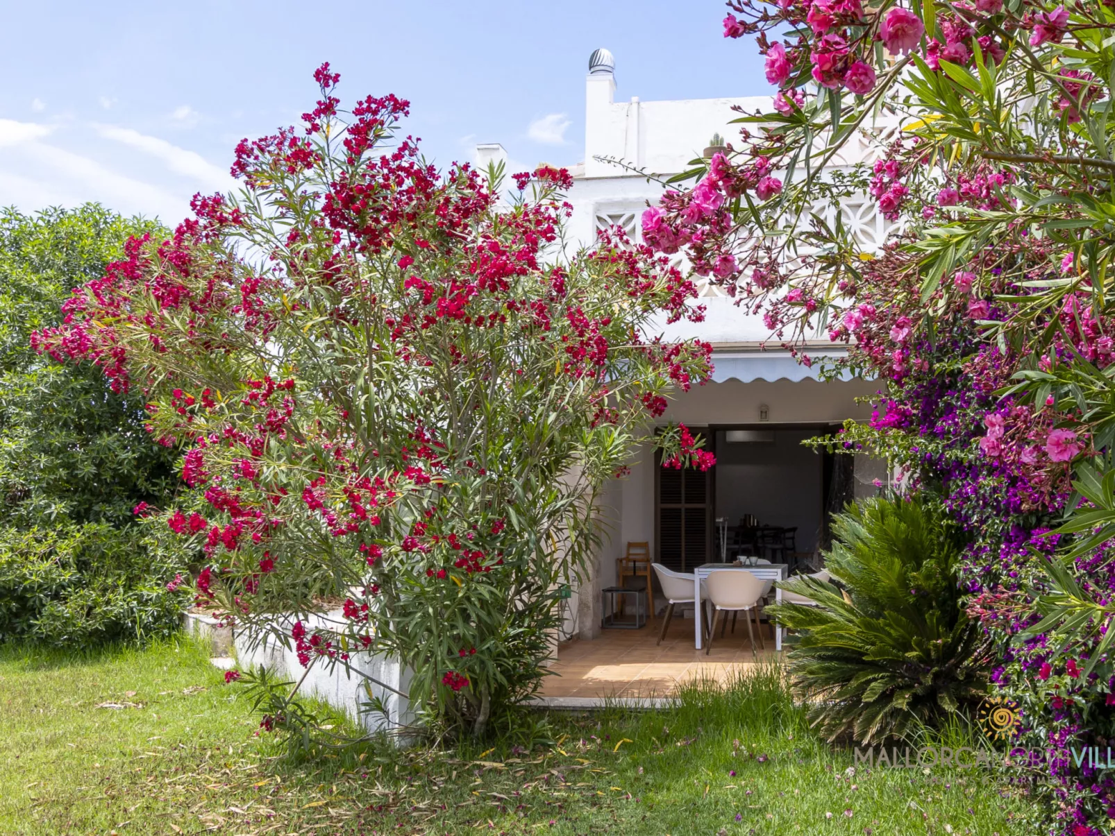 Club del Sol 8: Acogedor Apartamento con Piscina - Dehors