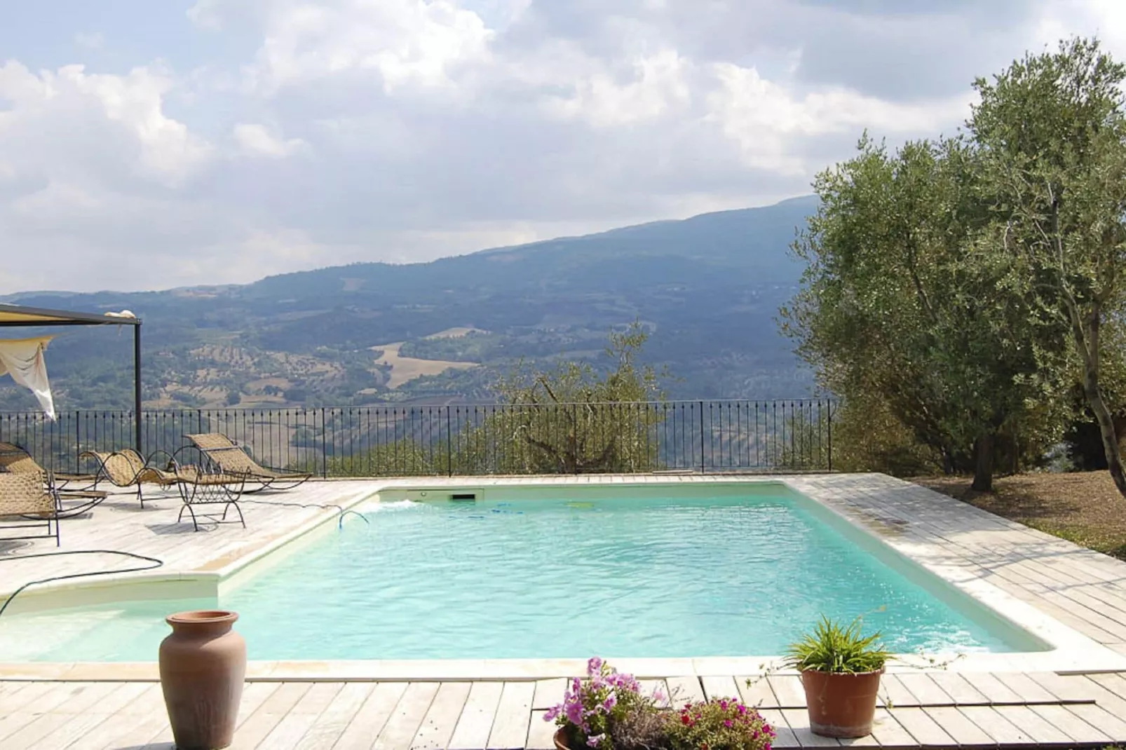 Poggio Aperto-Pool
