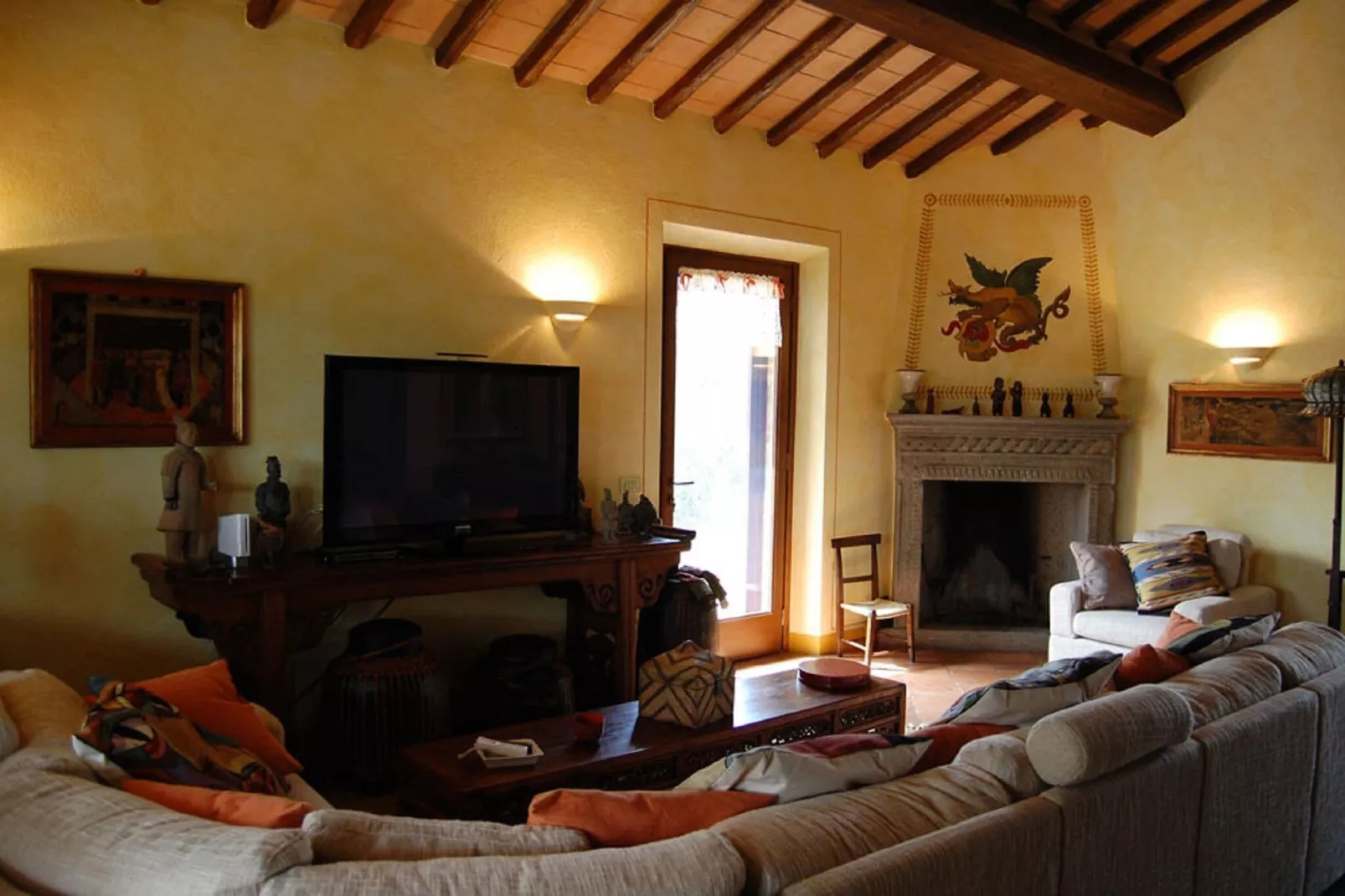 Poggio Aperto-Living room