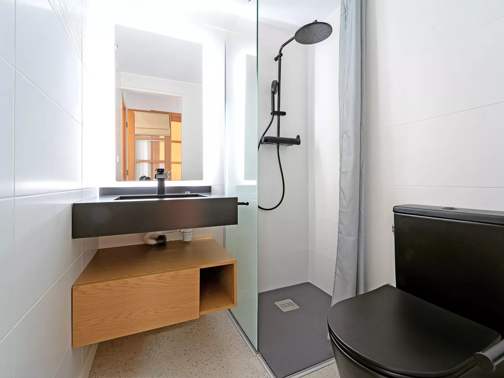 WELCS APARTAMENTO 158 EMP con vistas al canal - Drinnen