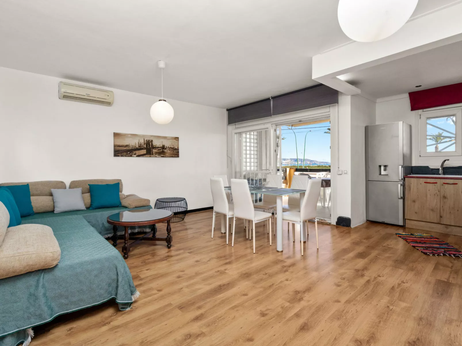 WELCS APARTAMENTO 218 EMP frente al Mar - Inside