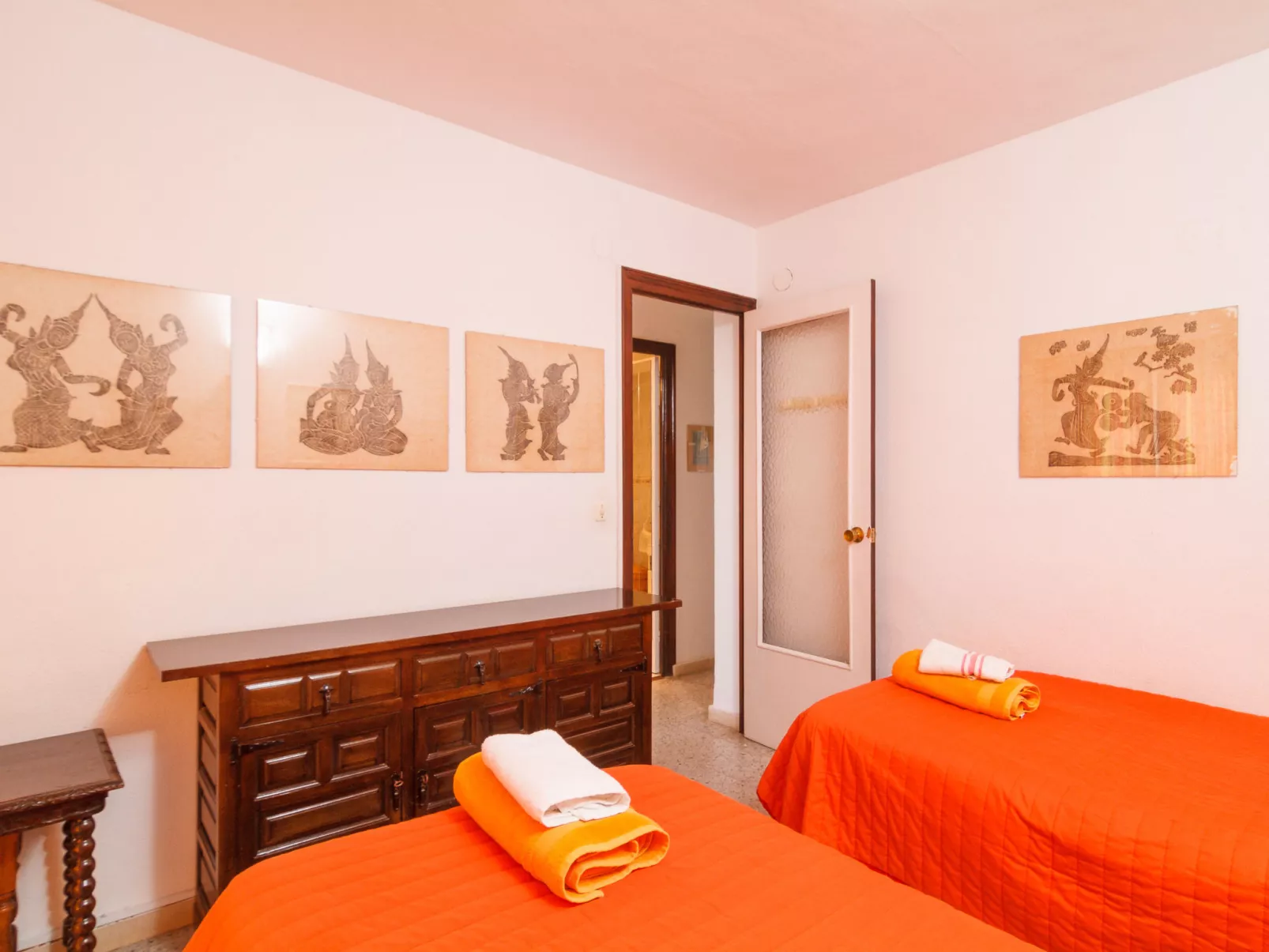 Bahia 57 Apartments by Casasol - Drinnen