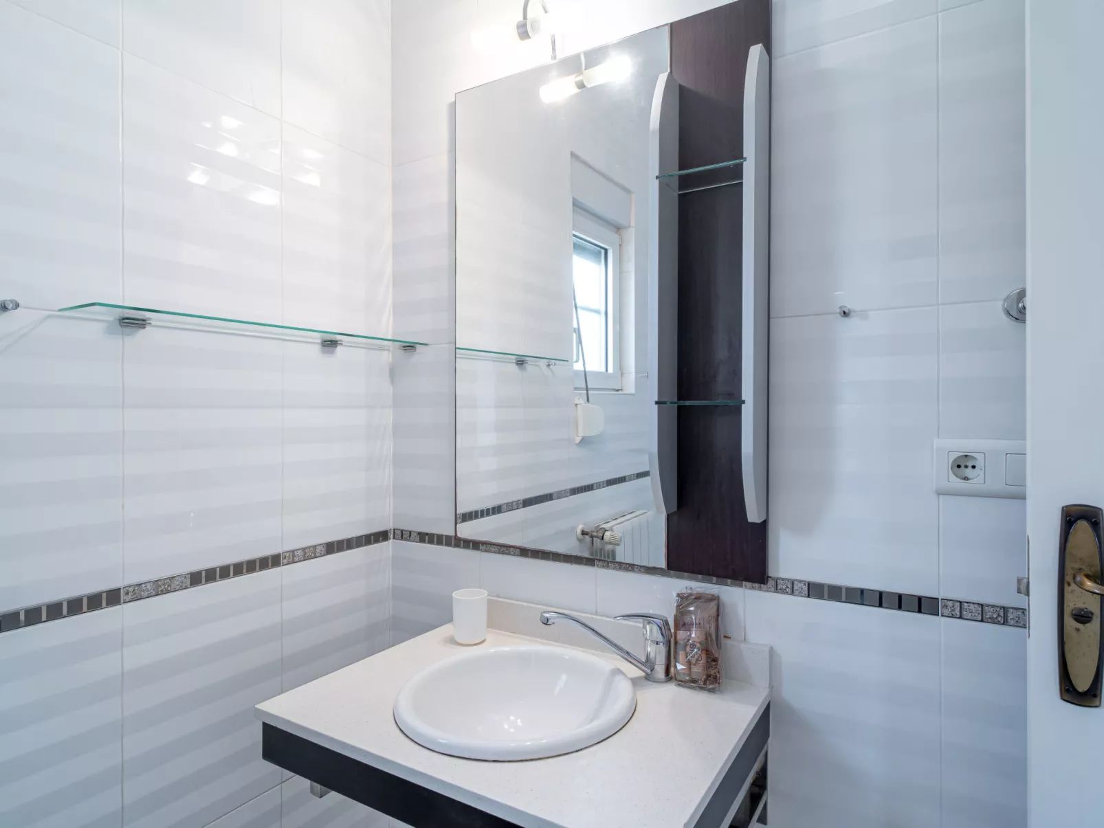 Villa Sevilla Private Pool by Casasol - Inside