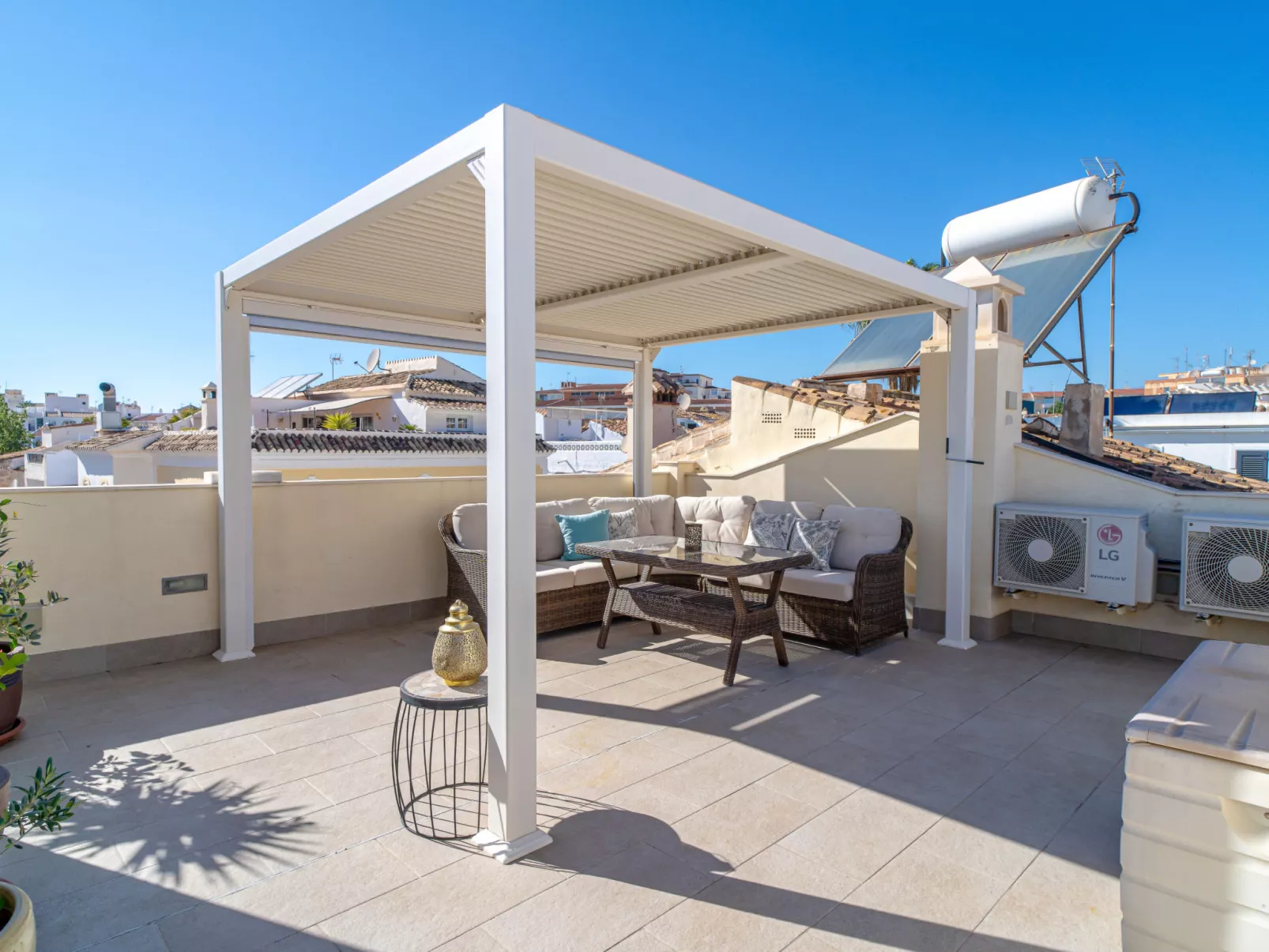 Villa Andalucía Esplendor by Casasol - Inside