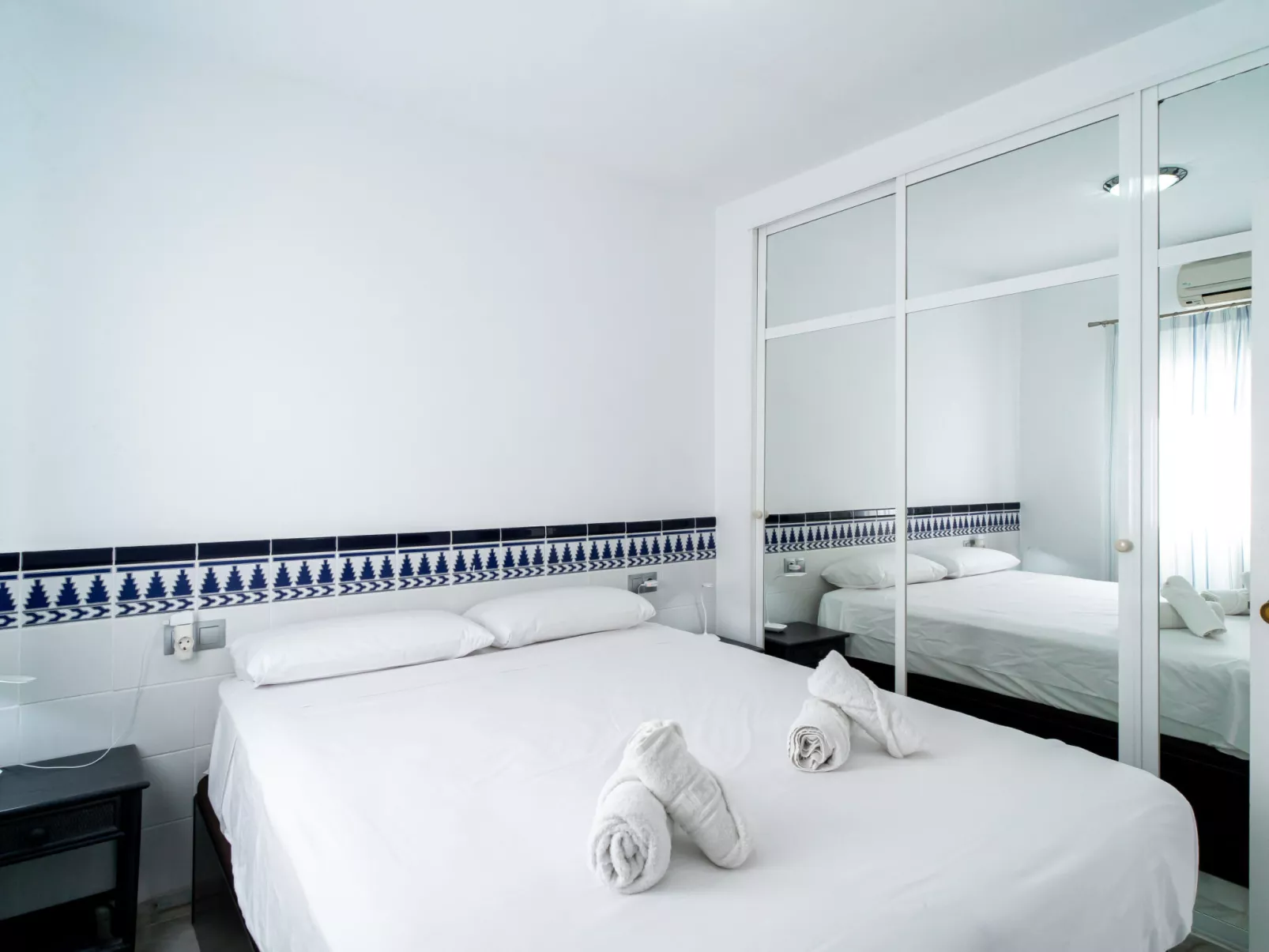 Sunny Terrace Chimenea by Casasol - Inside