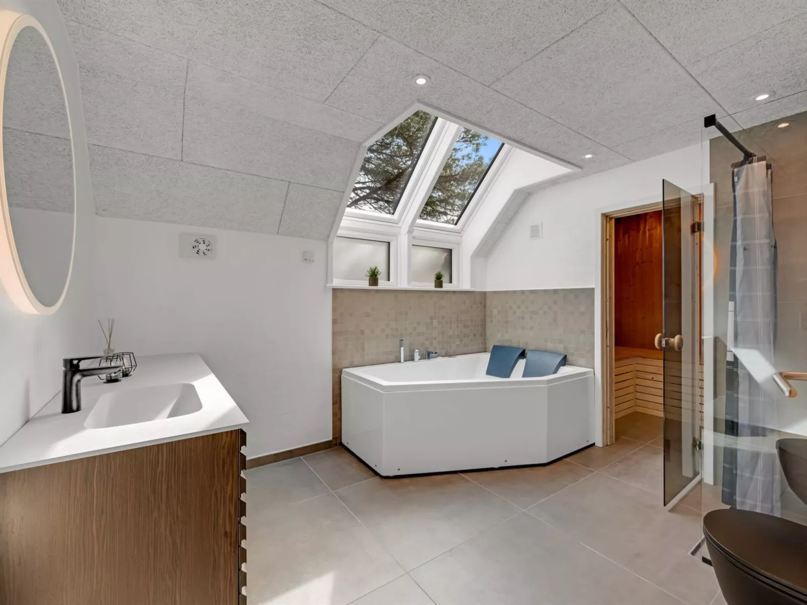 "Hunno" - 3km from the sea - Drinnen