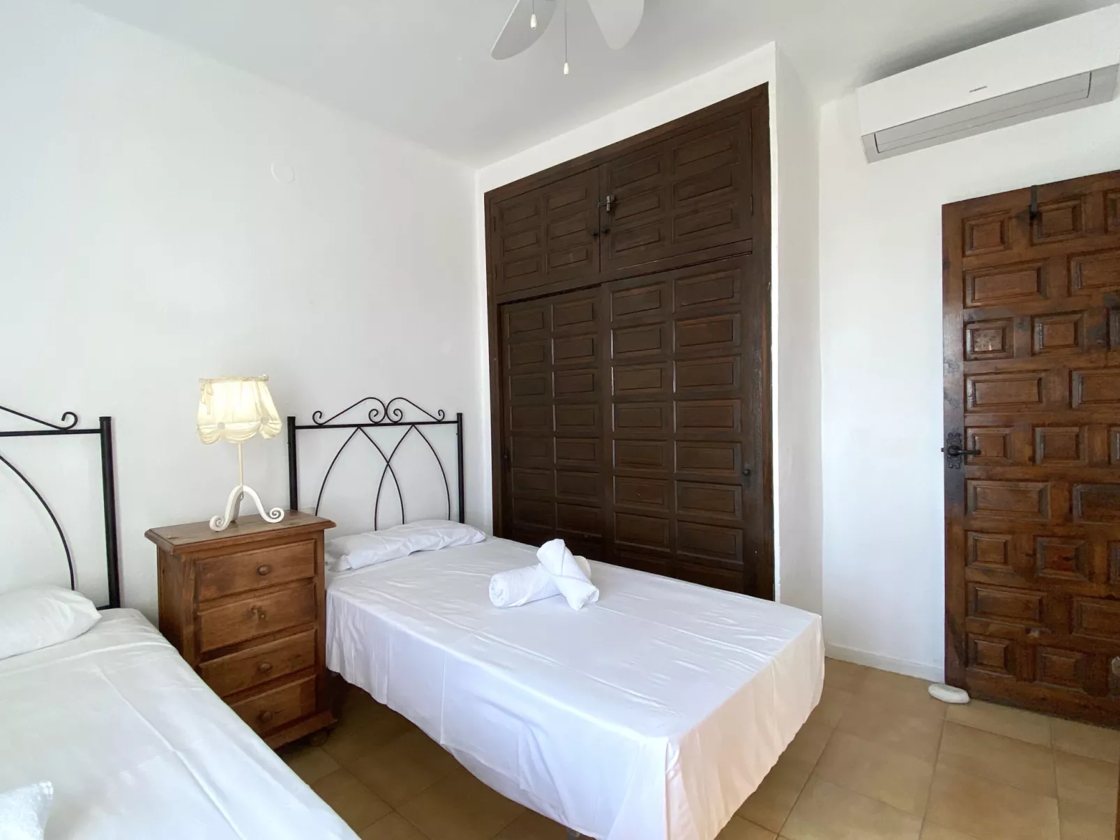 Villa Caritas Punta Lara by Casasol - Drinnen