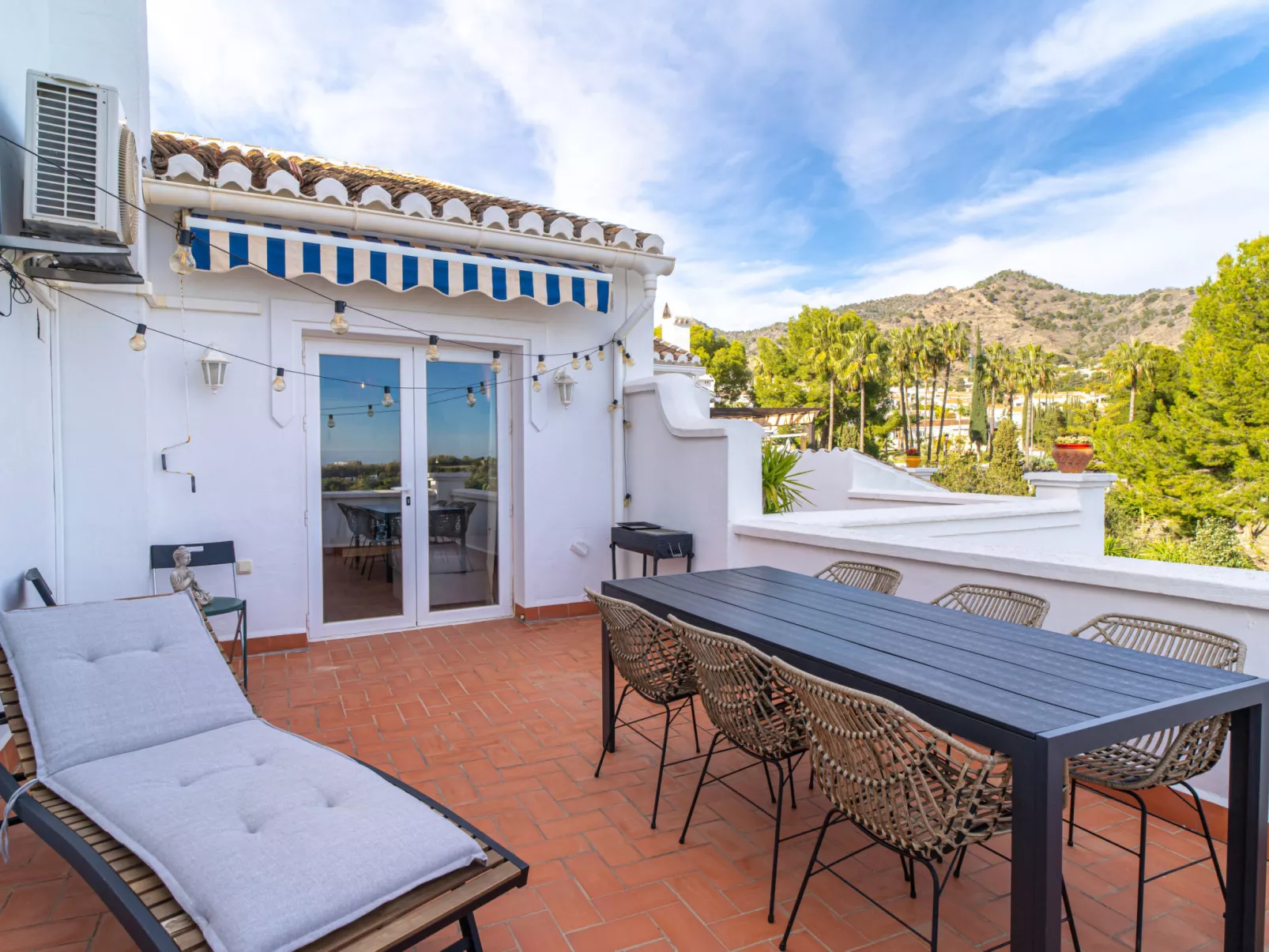 Oasis de Capistrano Rabat 28 by Casasol - Inside