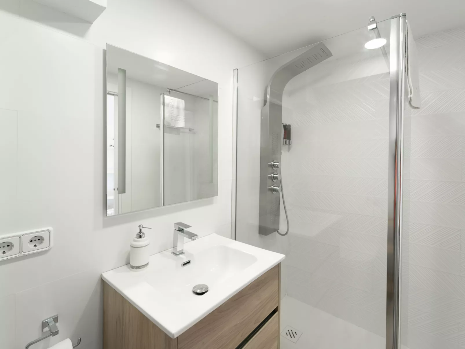 WELCS ESTUDIO 131 EMP cerca del mar - Inside