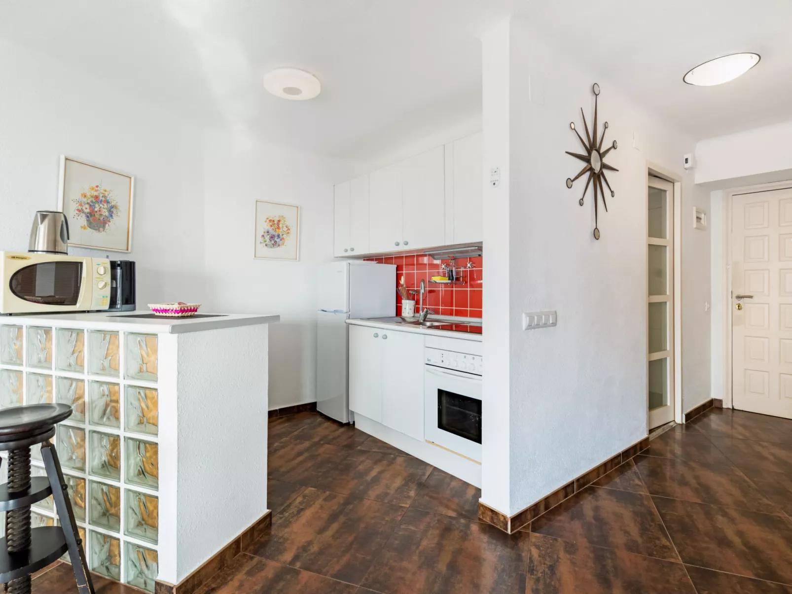 WELCS APARTAMENTO 221 EMP frente al mar - Drinnen