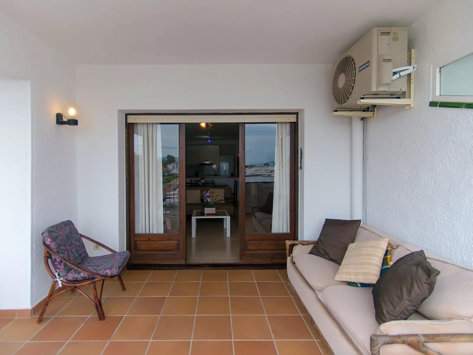 WELCS APARTAMENTO 243 EMP con terraza con vista - Dedans