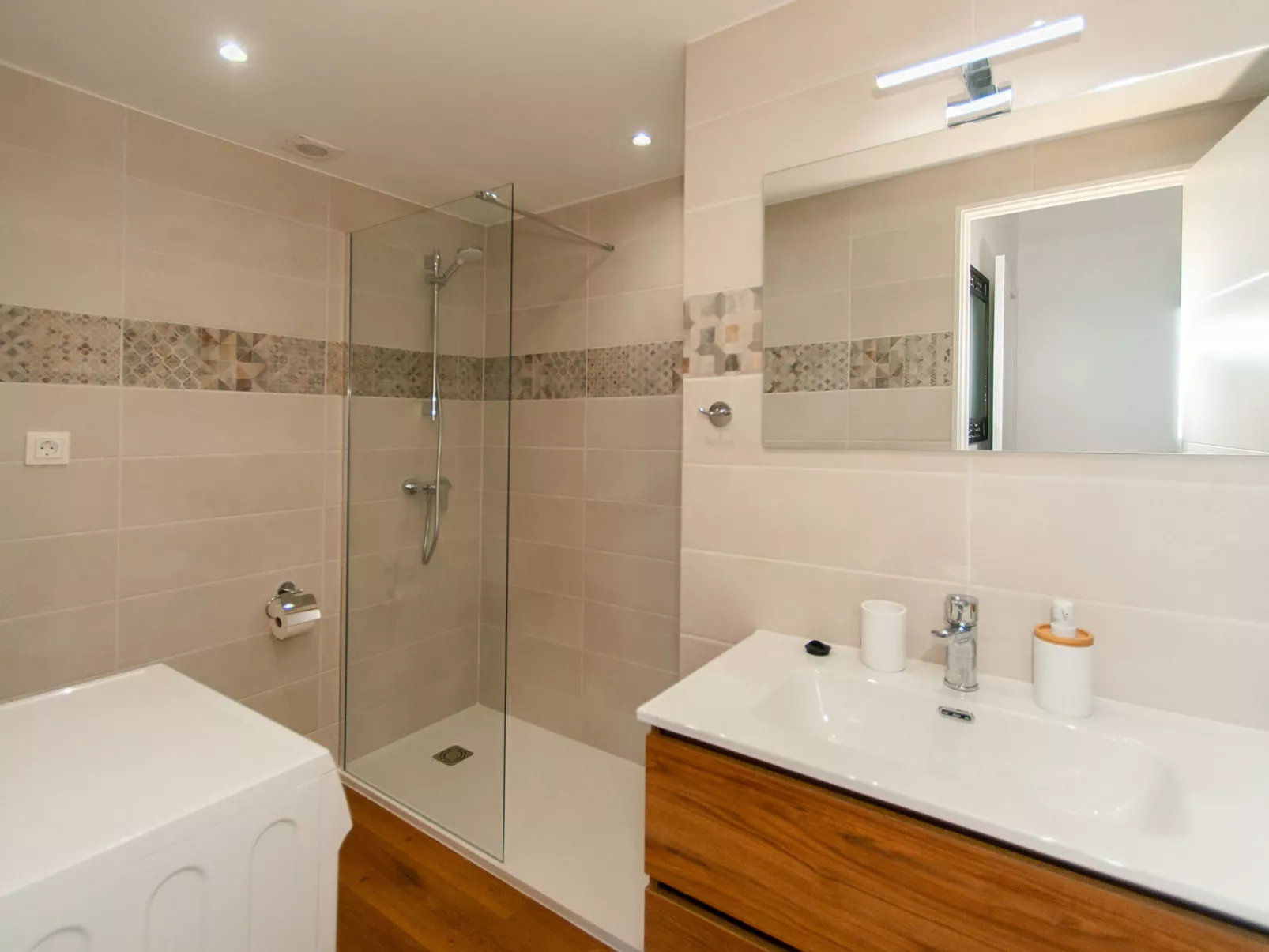 WELCS APARTAMENTO 261 EMP cerca de la playa - Dedans