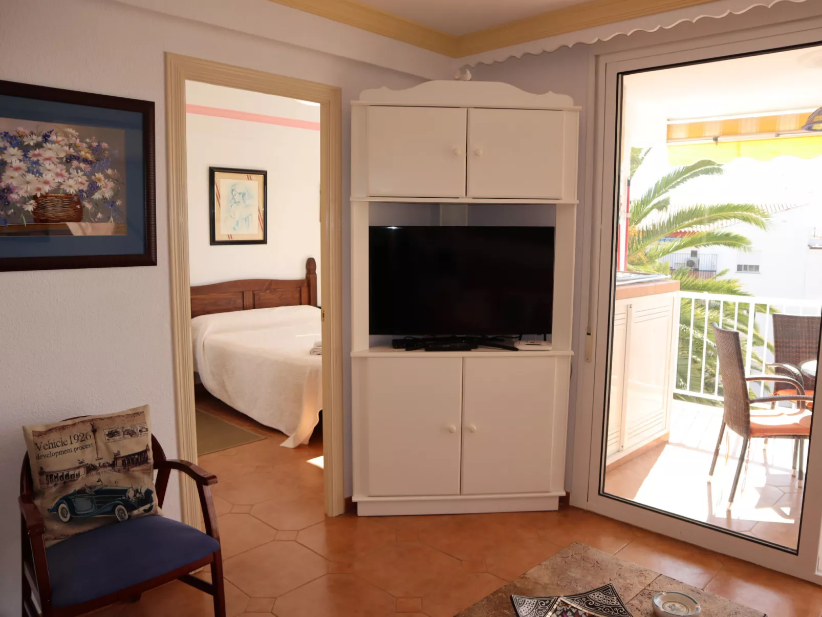 Coronado 129 Apartment by Casasol - Inside