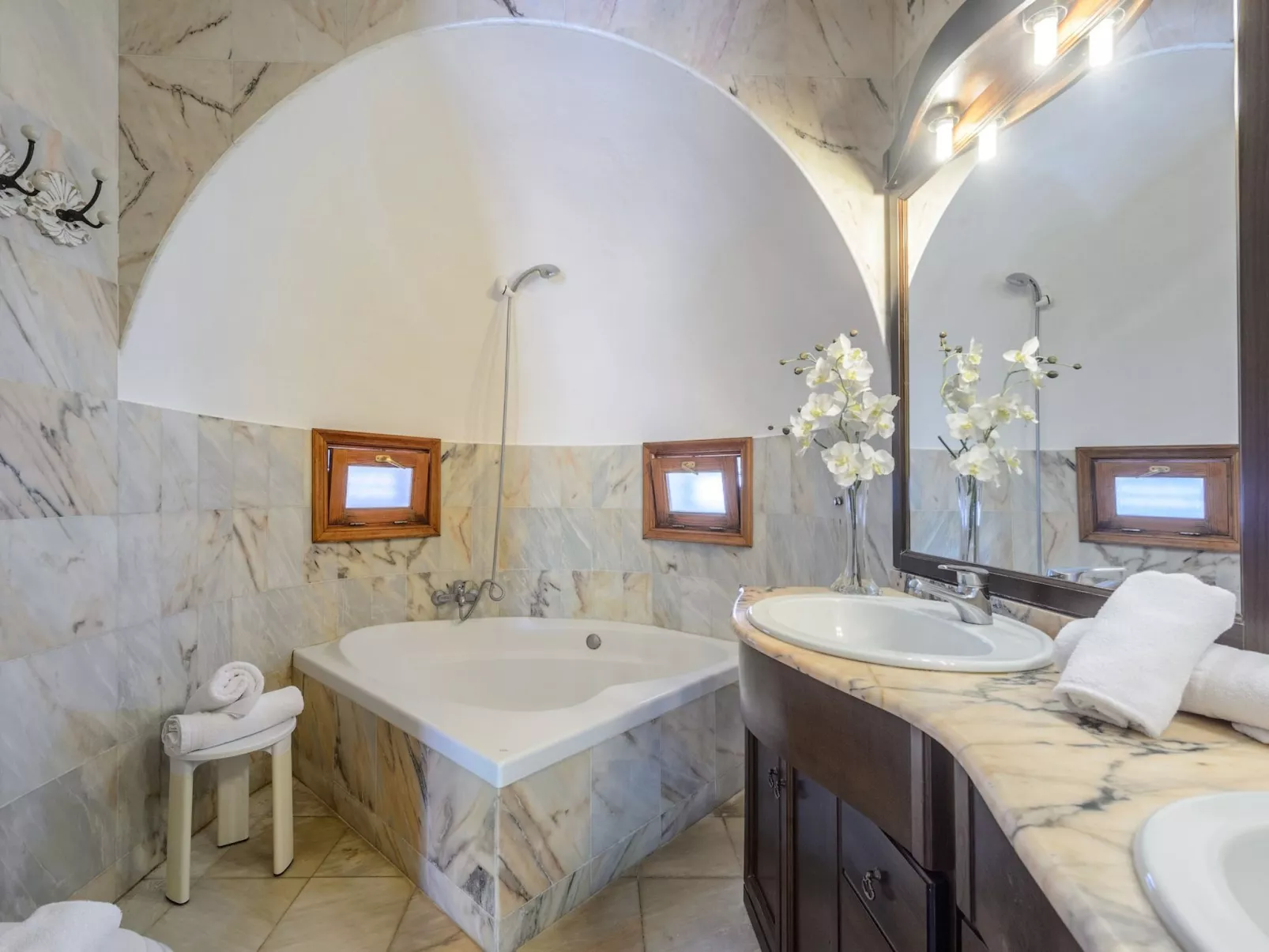 VILLA SA DESCUBERTA - Drinnen