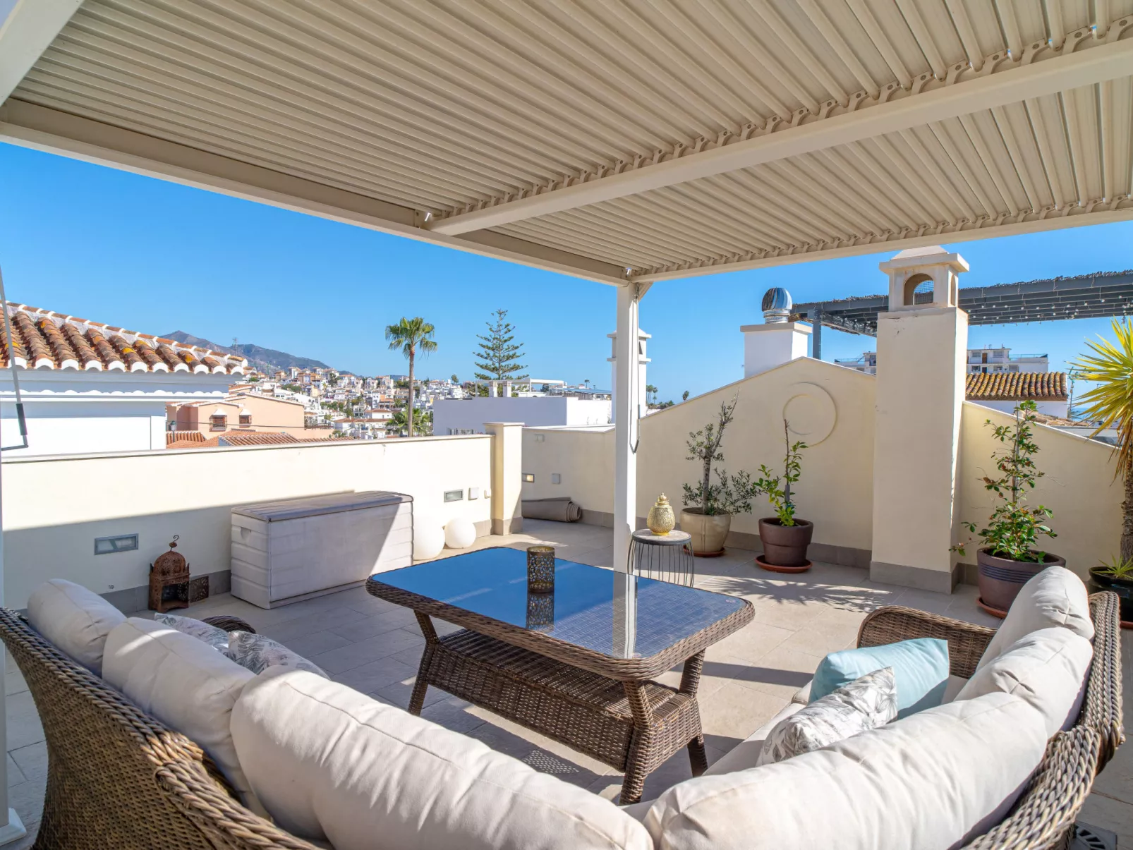 Villa Andalucía Esplendor by Casasol - Inside