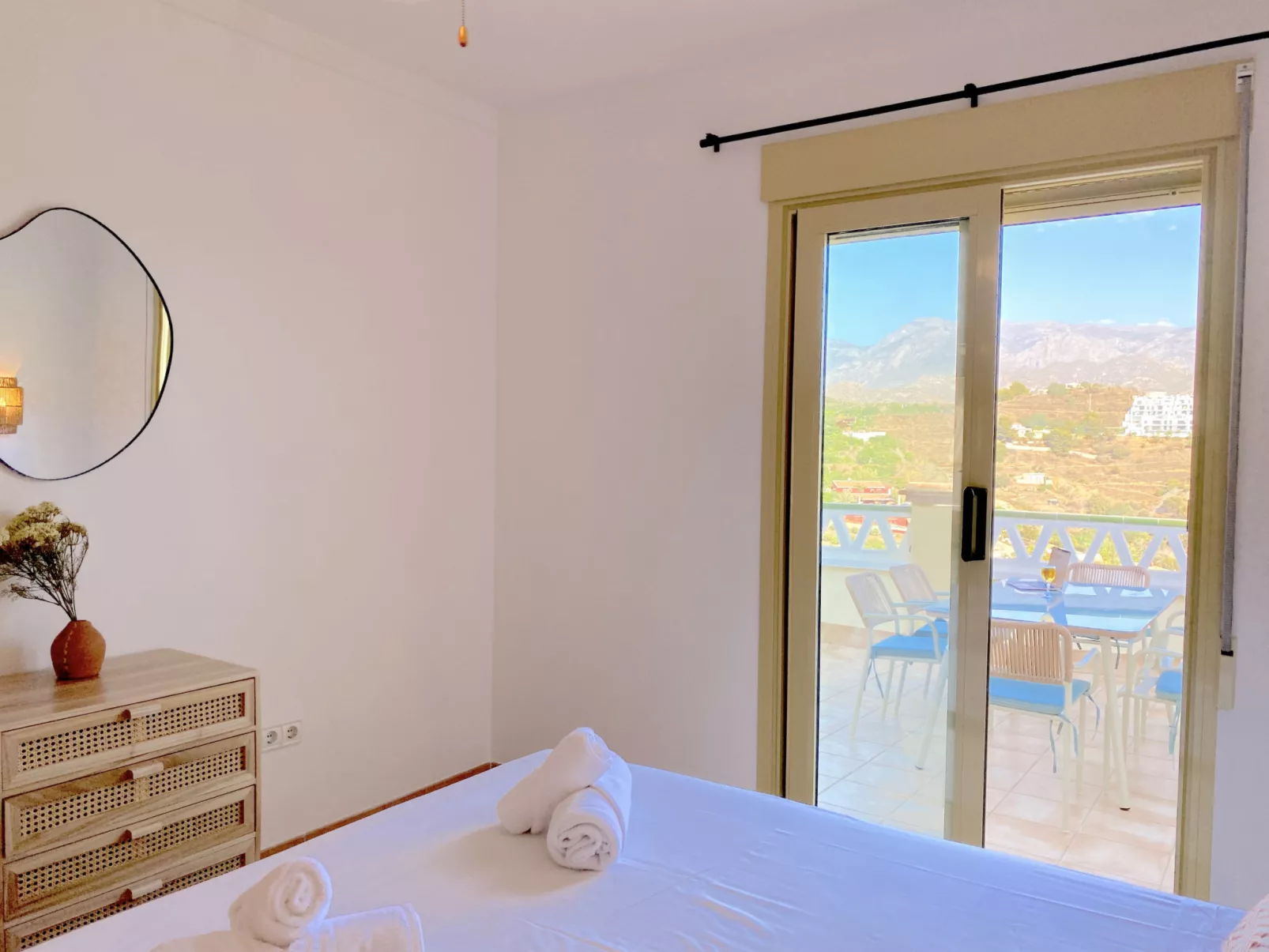 Tamango Hill Alcazaba A 1B by Casasol - Inside