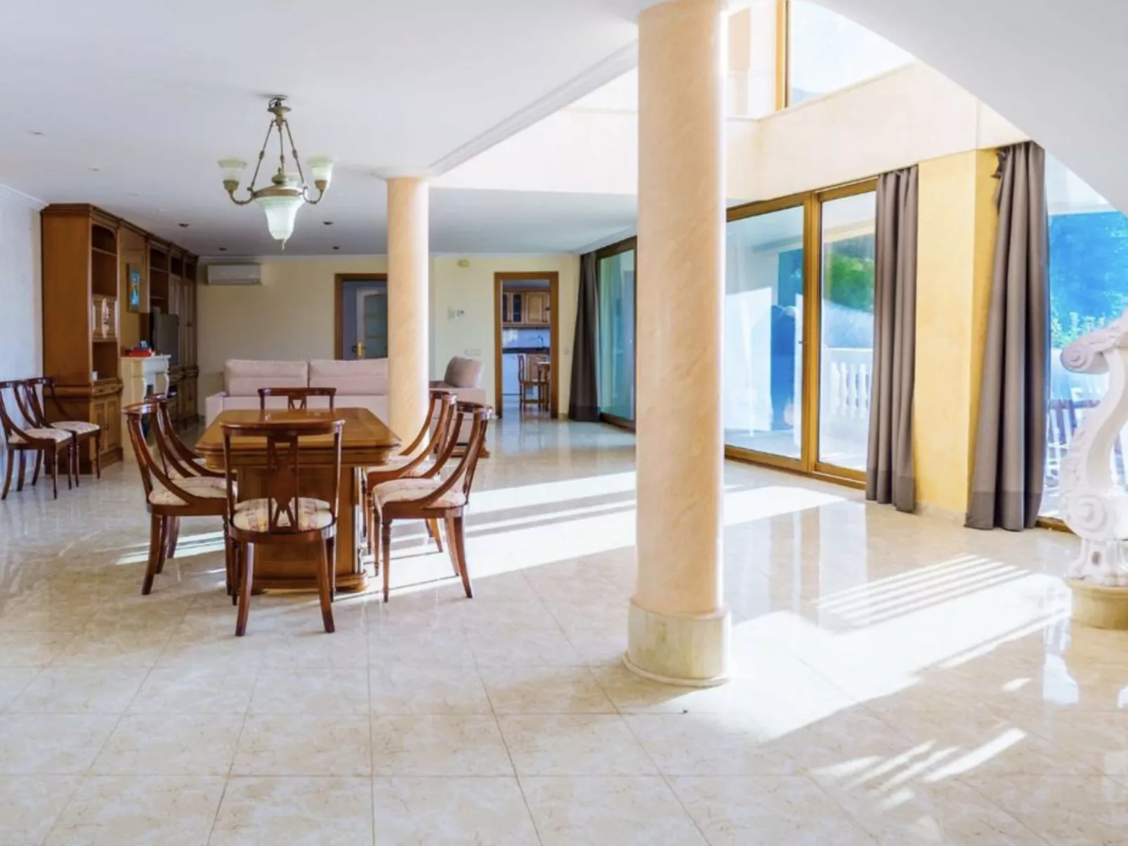 VILLA CAMP DE MAR SEA VIEW - Inside