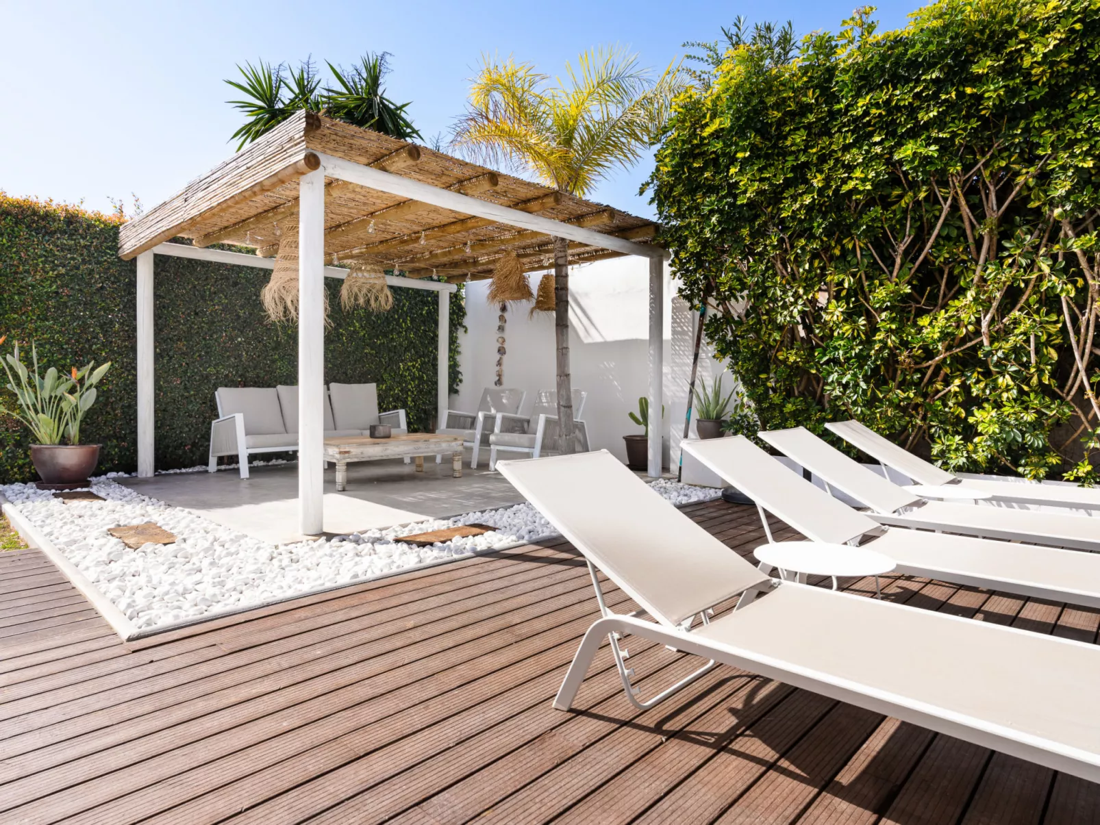 Villa Madrugada, beachside villa in Costabella - Dehors