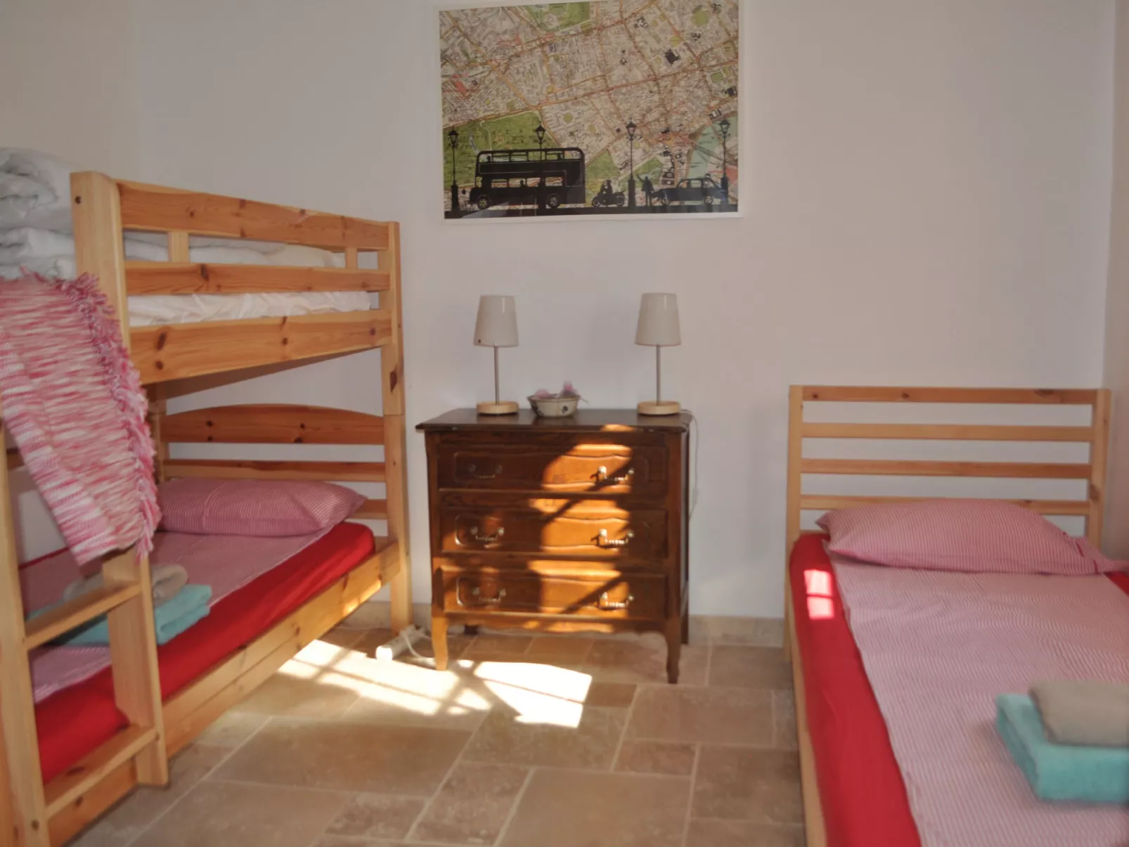 CLOS DES CHENES - Inside