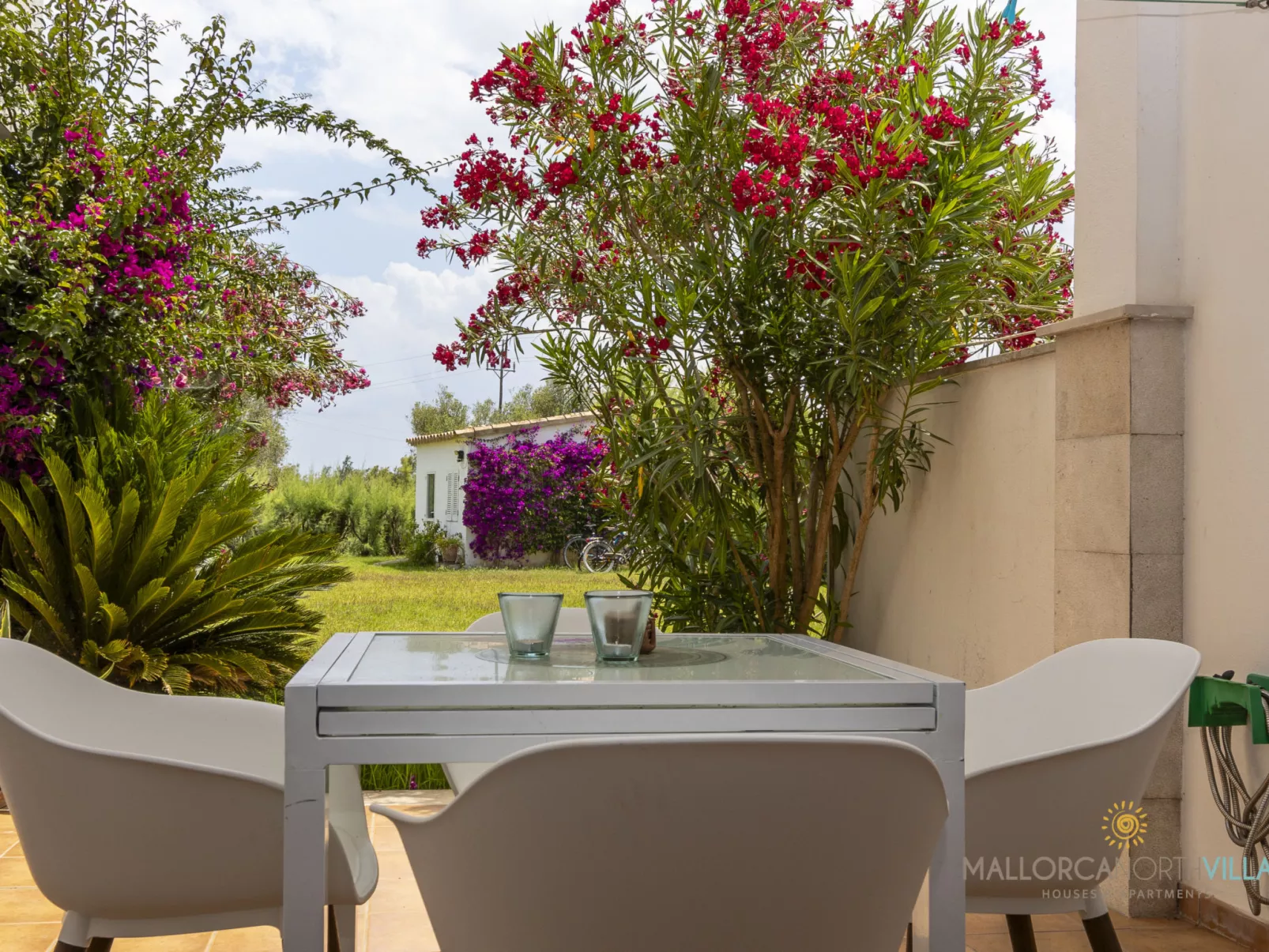 Club del Sol 8: Acogedor Apartamento con Piscina - Dehors