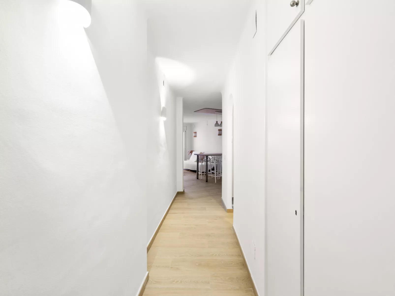 WELCS APARTAMENTO 101 EMP con vistas al Mar - Drinnen