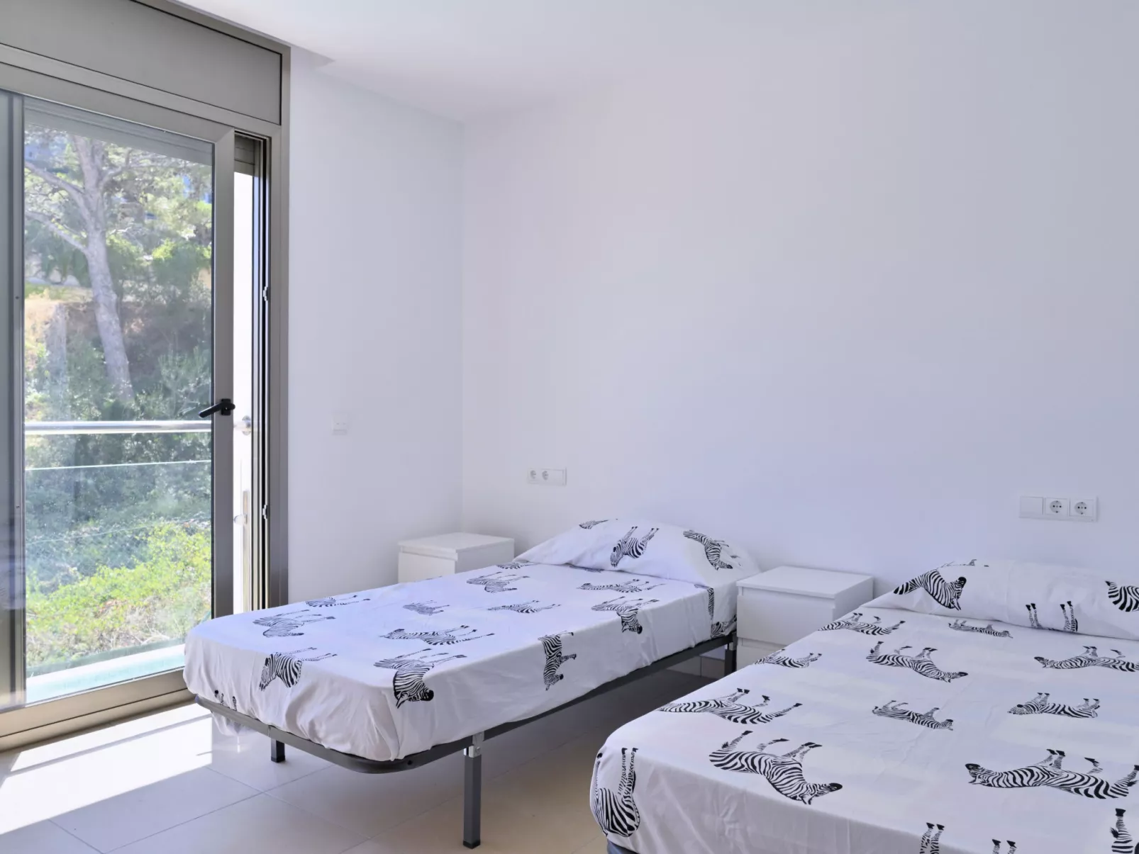 WELCS VILLA MODERNA 031 EMP con Piscina y Vistas - Dedans