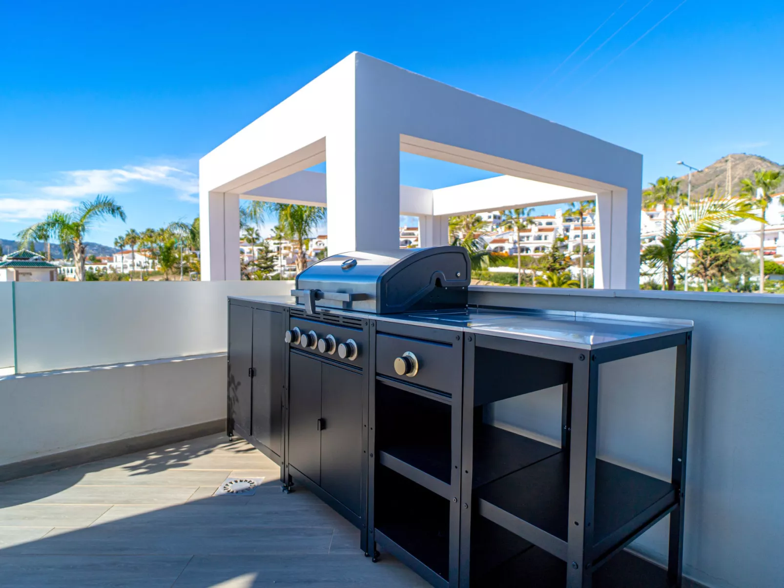 Royal Palm Luxe by Casasol - Outside