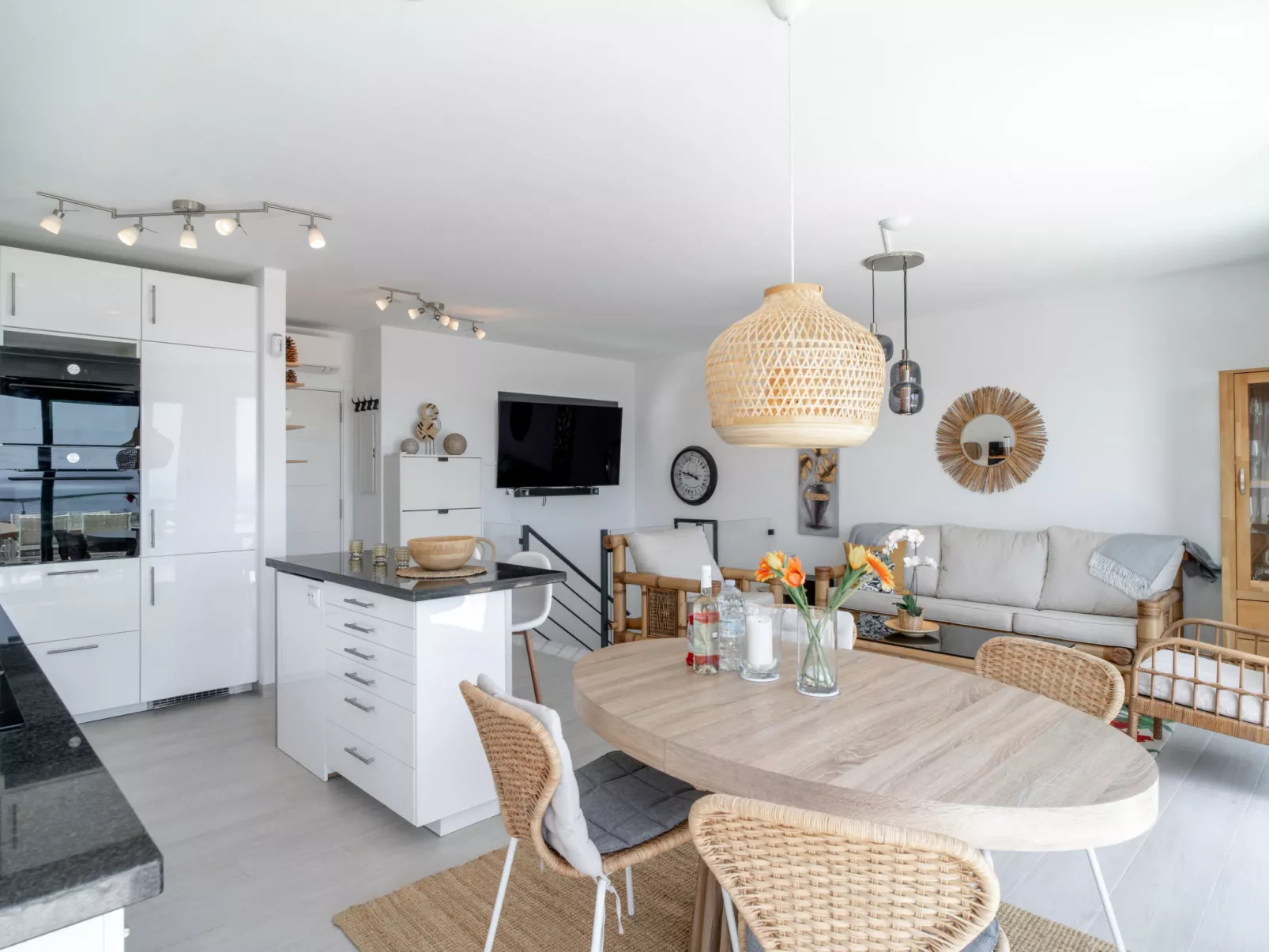 Villa Luxuria Private Pool by Casasol - Dedans