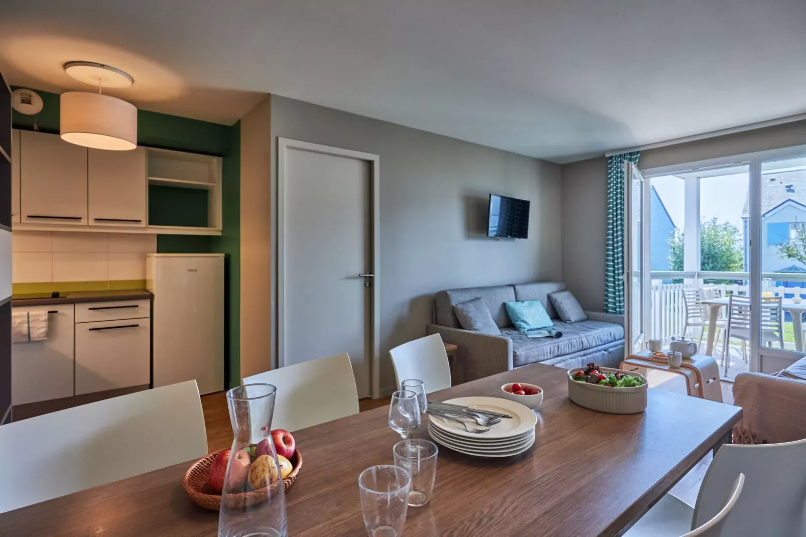 Residence Le Chant des Oiseaux Courseulles-sur-Mer - 36 Standard Apt 6 p - 2 bedrooms - terrasse ou balcon-Living room