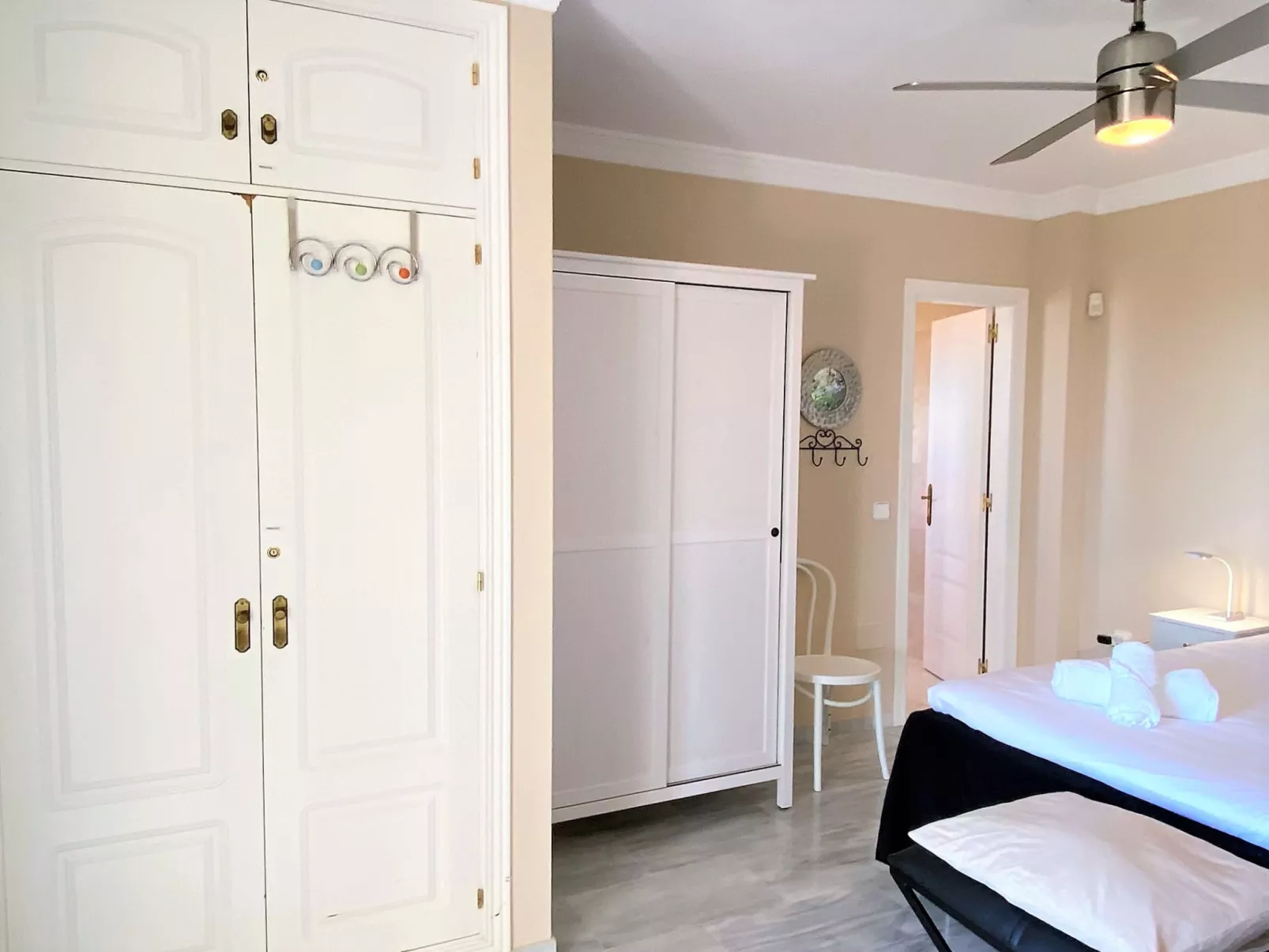 Senorio de Capistrano by Casasol - Inside