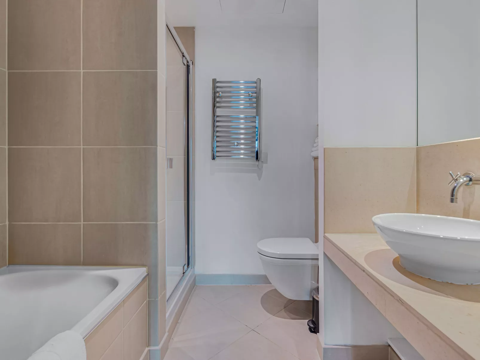 Discovery Apartments - Dedans