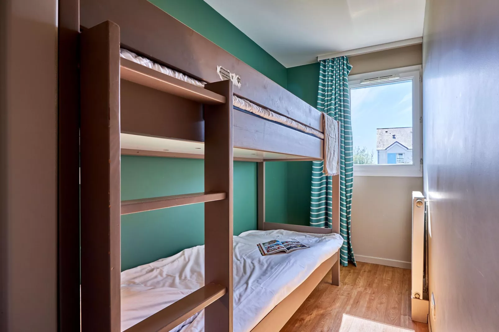 Residence Le Chant des Oiseaux Courseulles-sur-Mer - 36 Standard Apt 6 p - 2 bedrooms - terrasse ou balcon-Bedroom