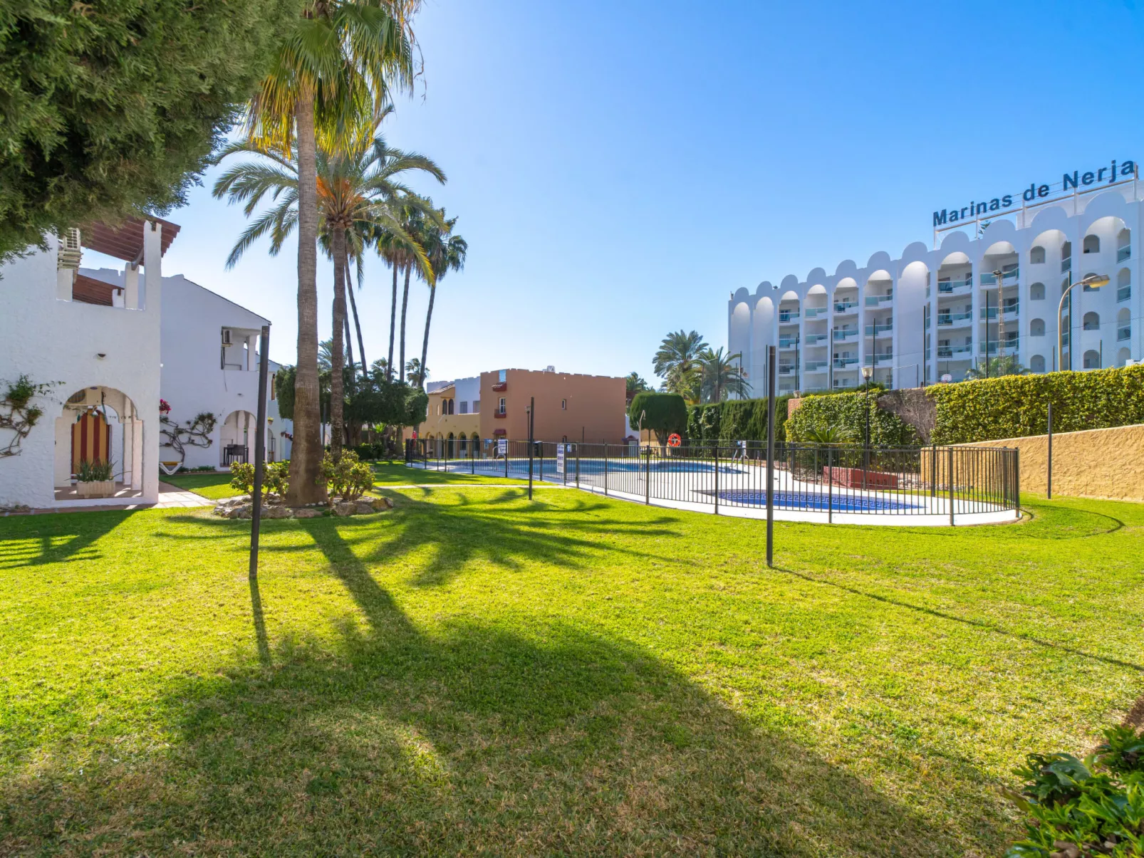Rio Marinas by Casasol - Outside