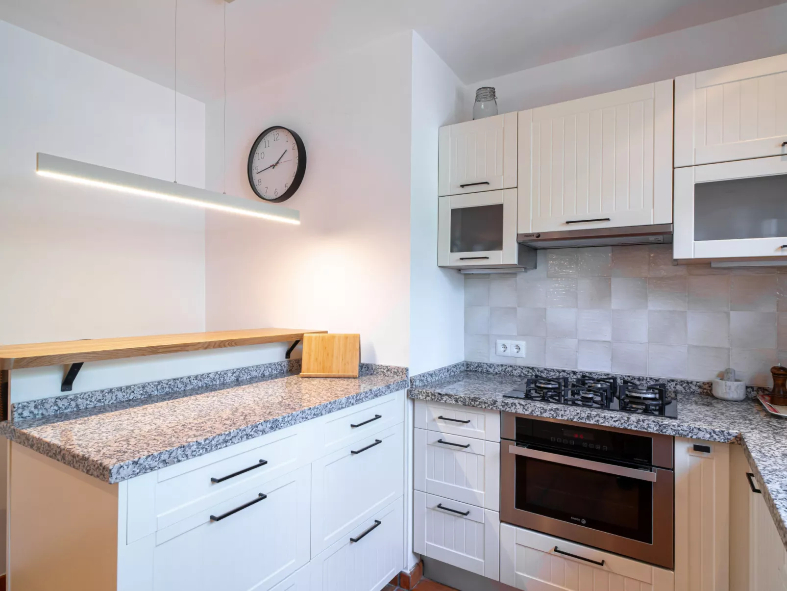 Villa Grand Pool Terrace by Casasol - Drinnen