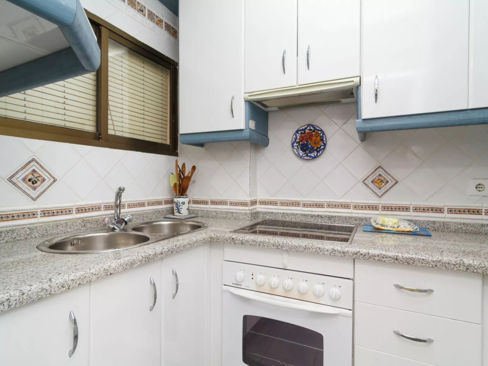 Bahia 58 Apartments by Casasol - Drinnen