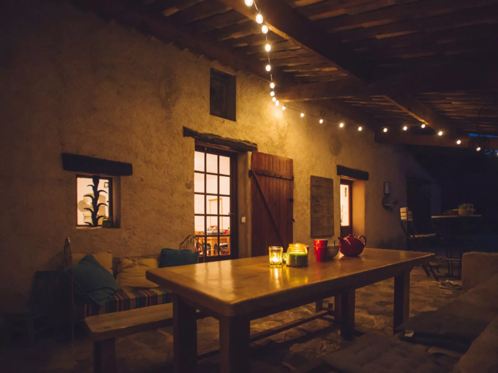 MAS DU PERIGOULIER - Outside