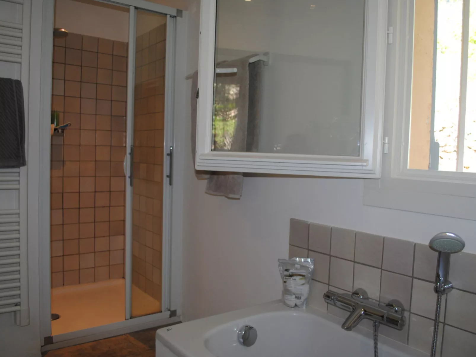 ARTS & FLORES - Dedans